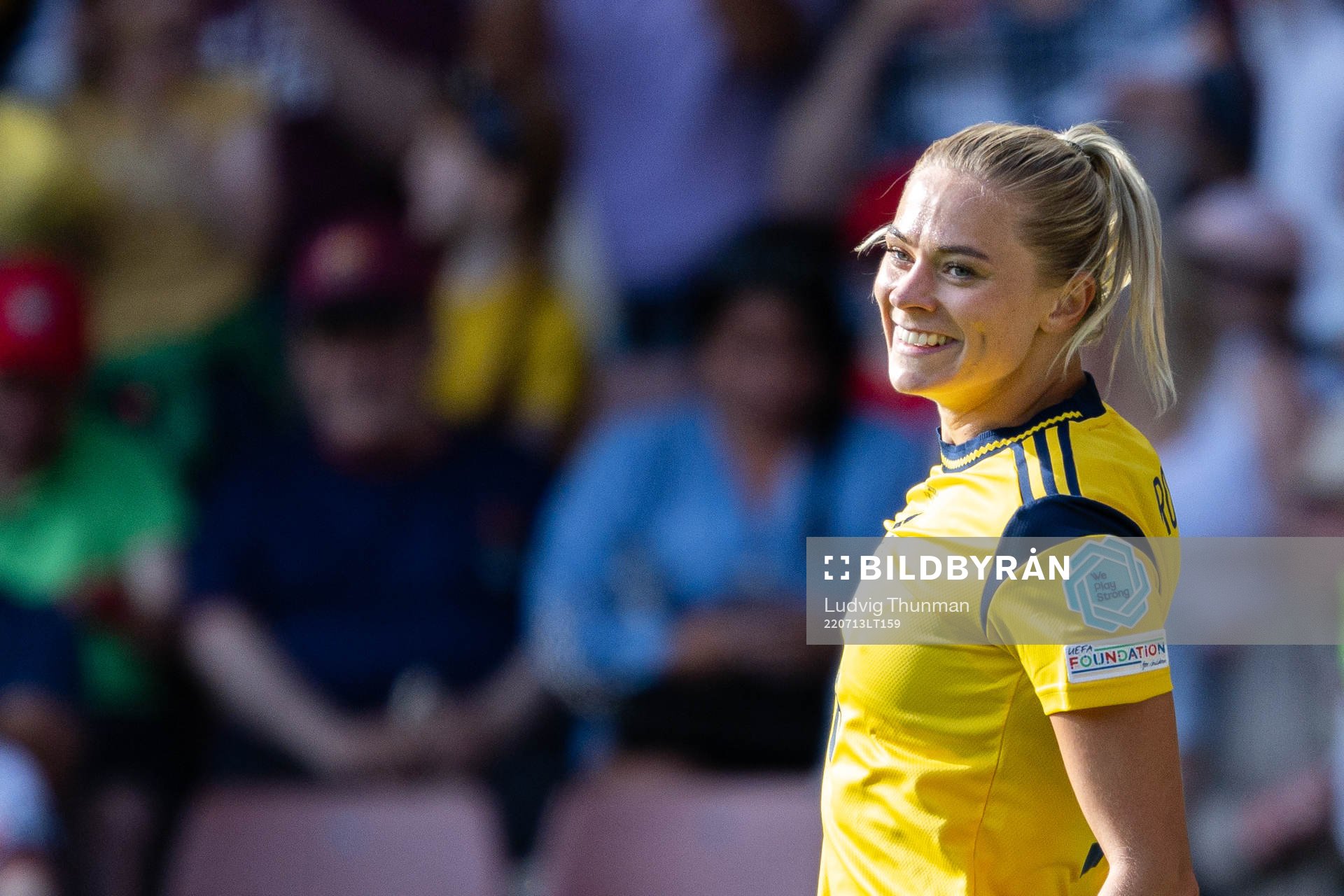 Fridolina Rolfö of Sweden celebrates the 1-0 goal