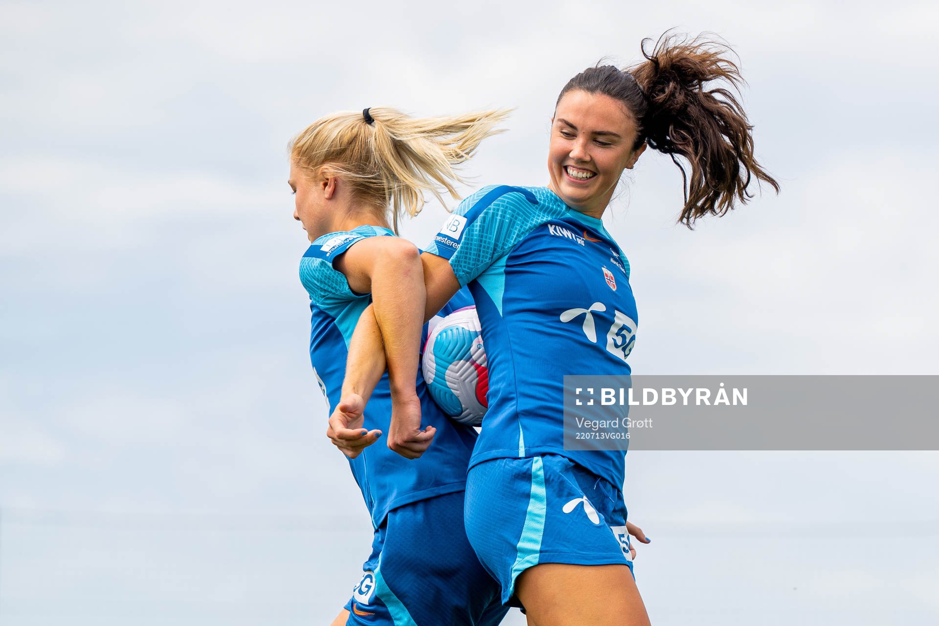 Sophie Román Haug and Ingrid Syrstad Engen of the