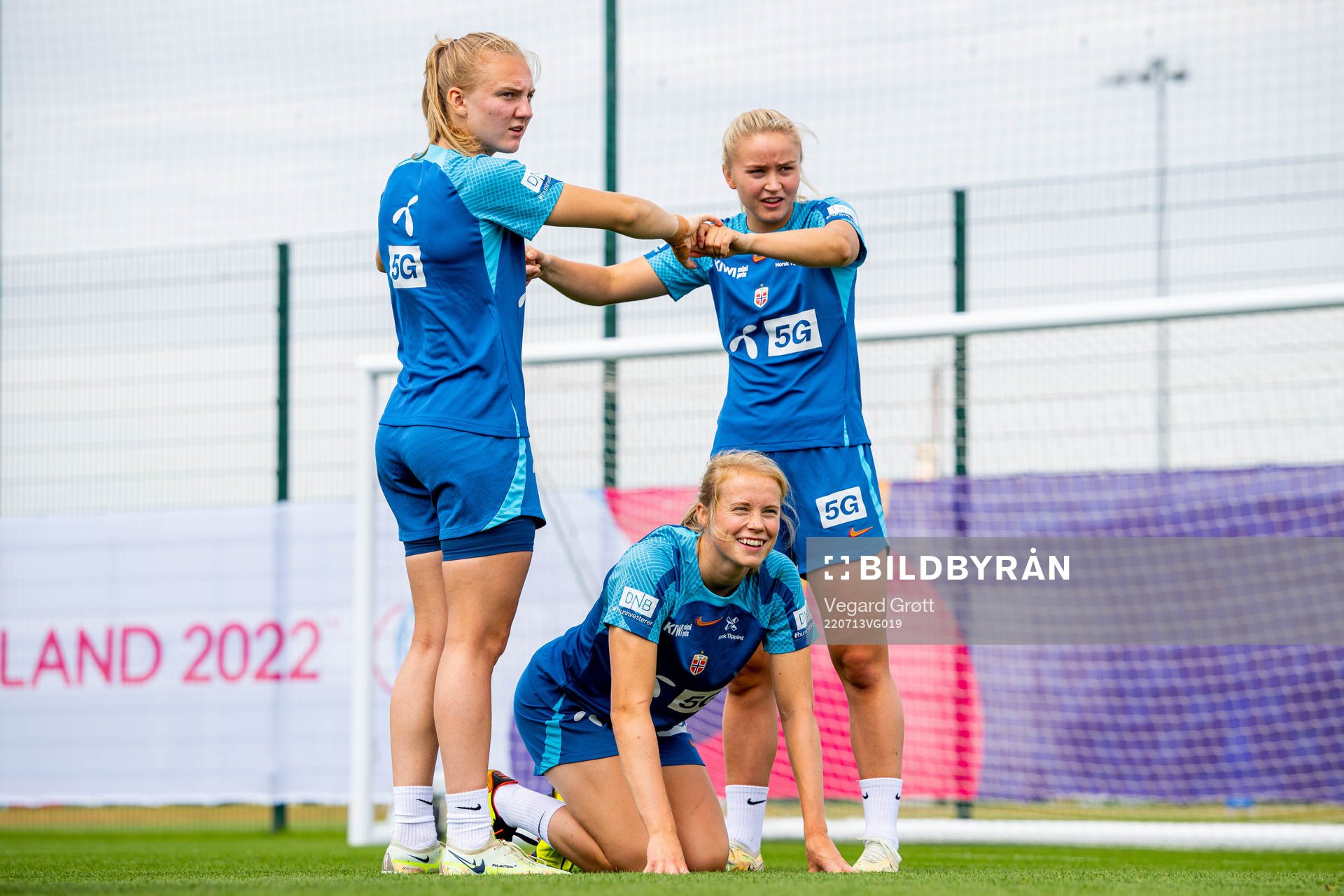 Goalkeeper Sunniva Skoglund, Julie Blakstad and Anna