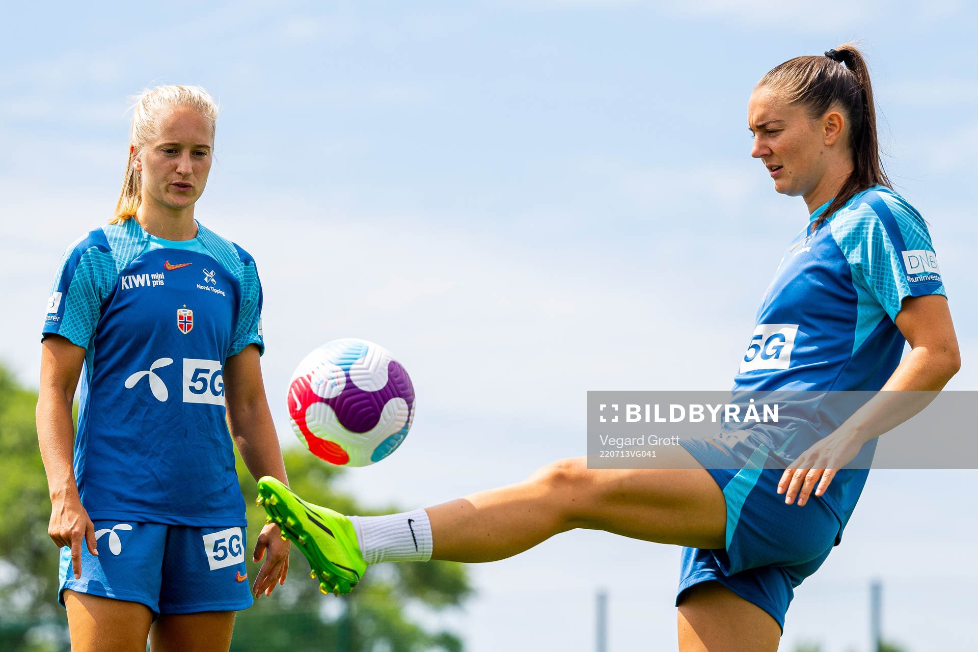 Amalie Eikeland and Vilde Bøe Risa of the Norwegian