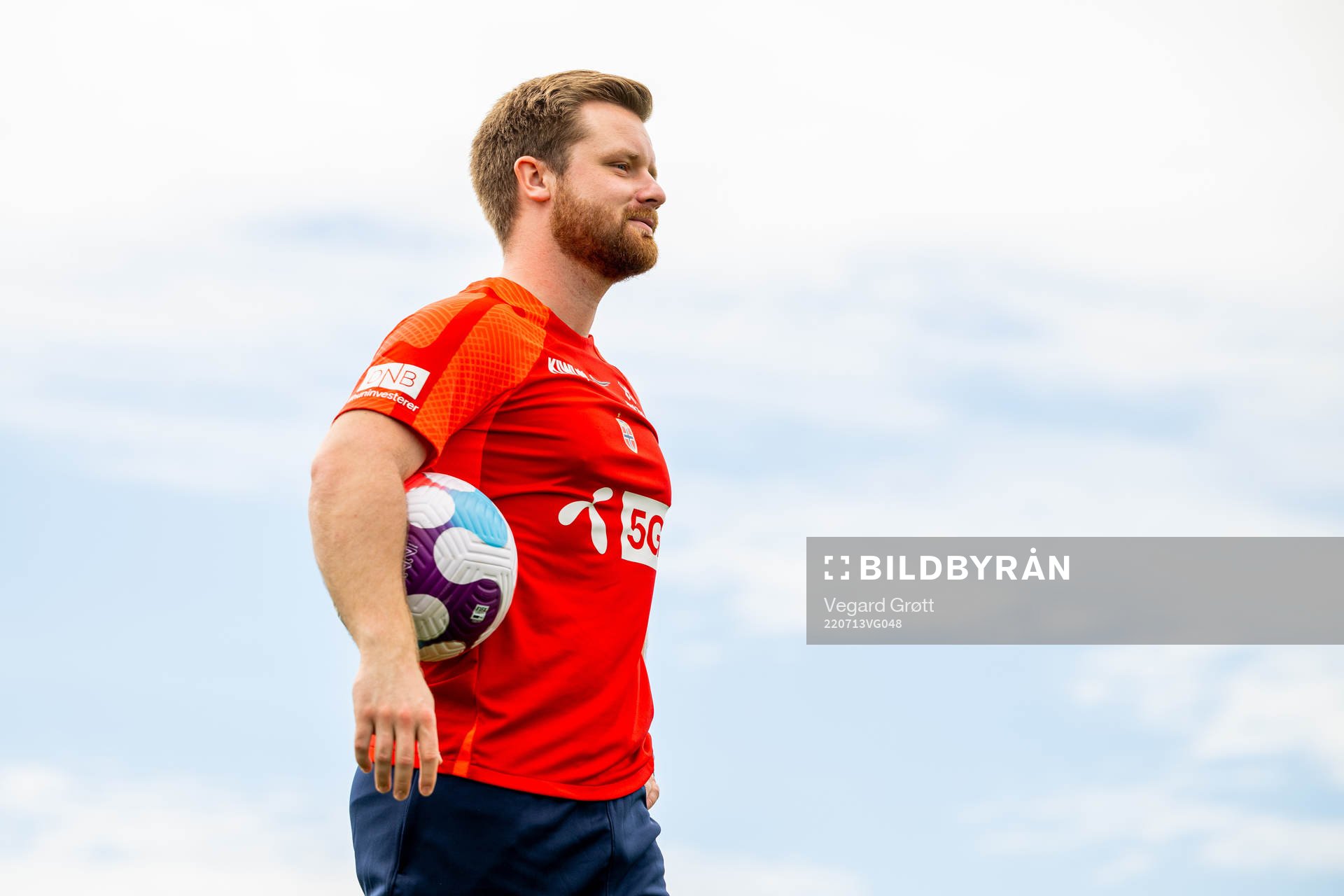 Fredrik Vold, analyst of the Norwegian national football team, at a training session during the UEFA Women's Euro 2022 Championship on July 13, 2022 in Brighton.