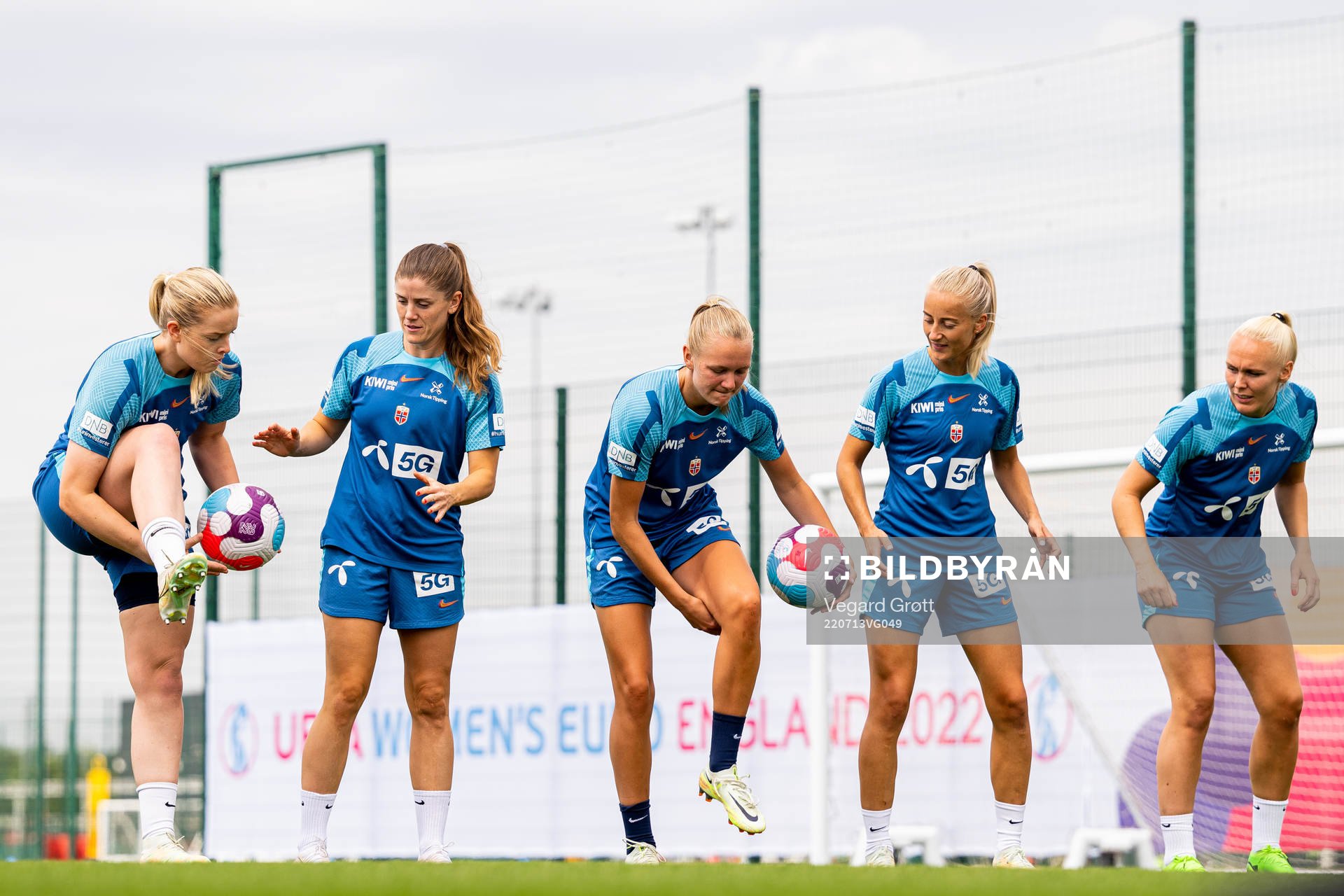 Goalkeeper Guro Pettersen, Maren Mjelde, Frida Maanum, Anja
