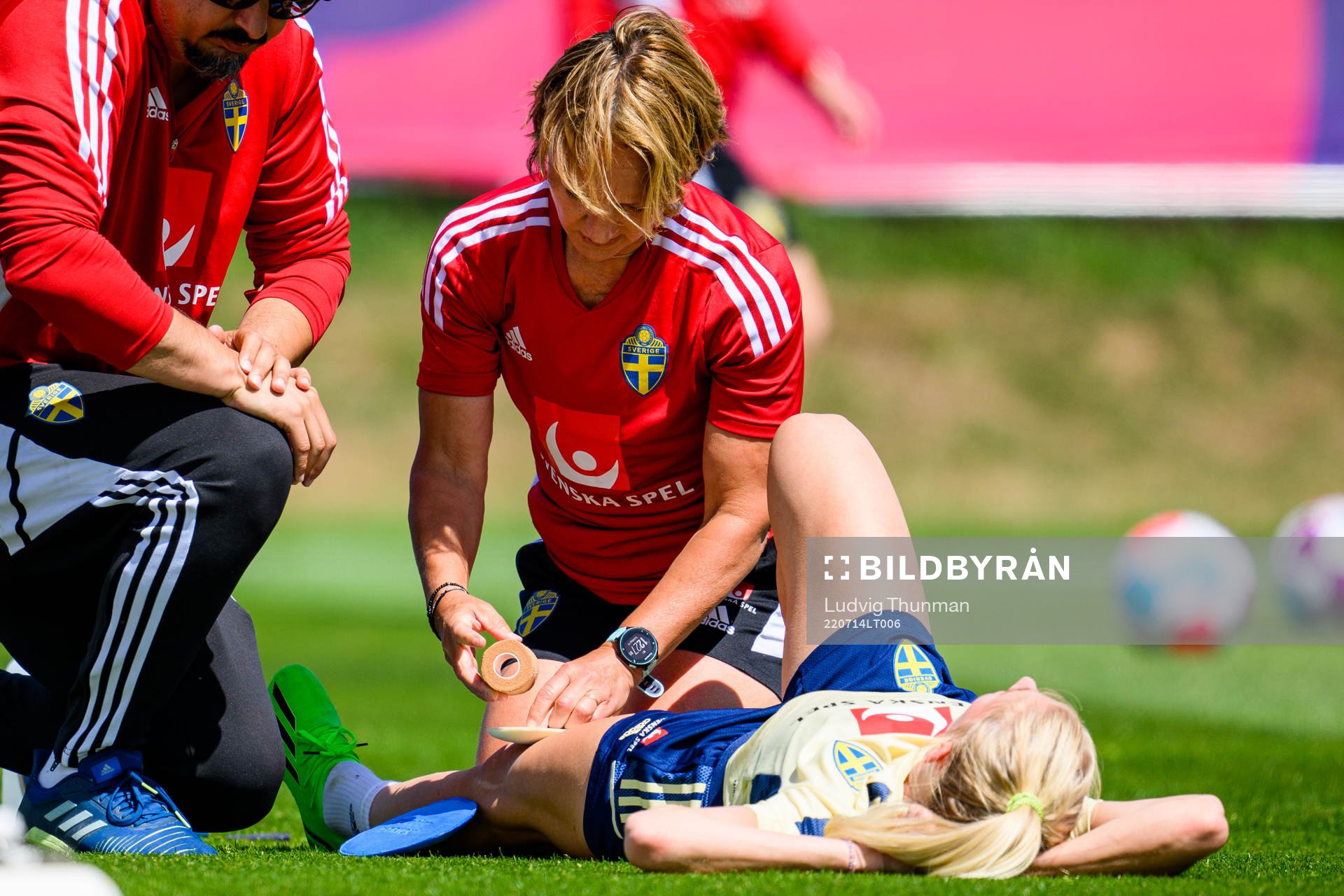 Annica Näsmark, physio and Sofia Jakobsson of the Swedish