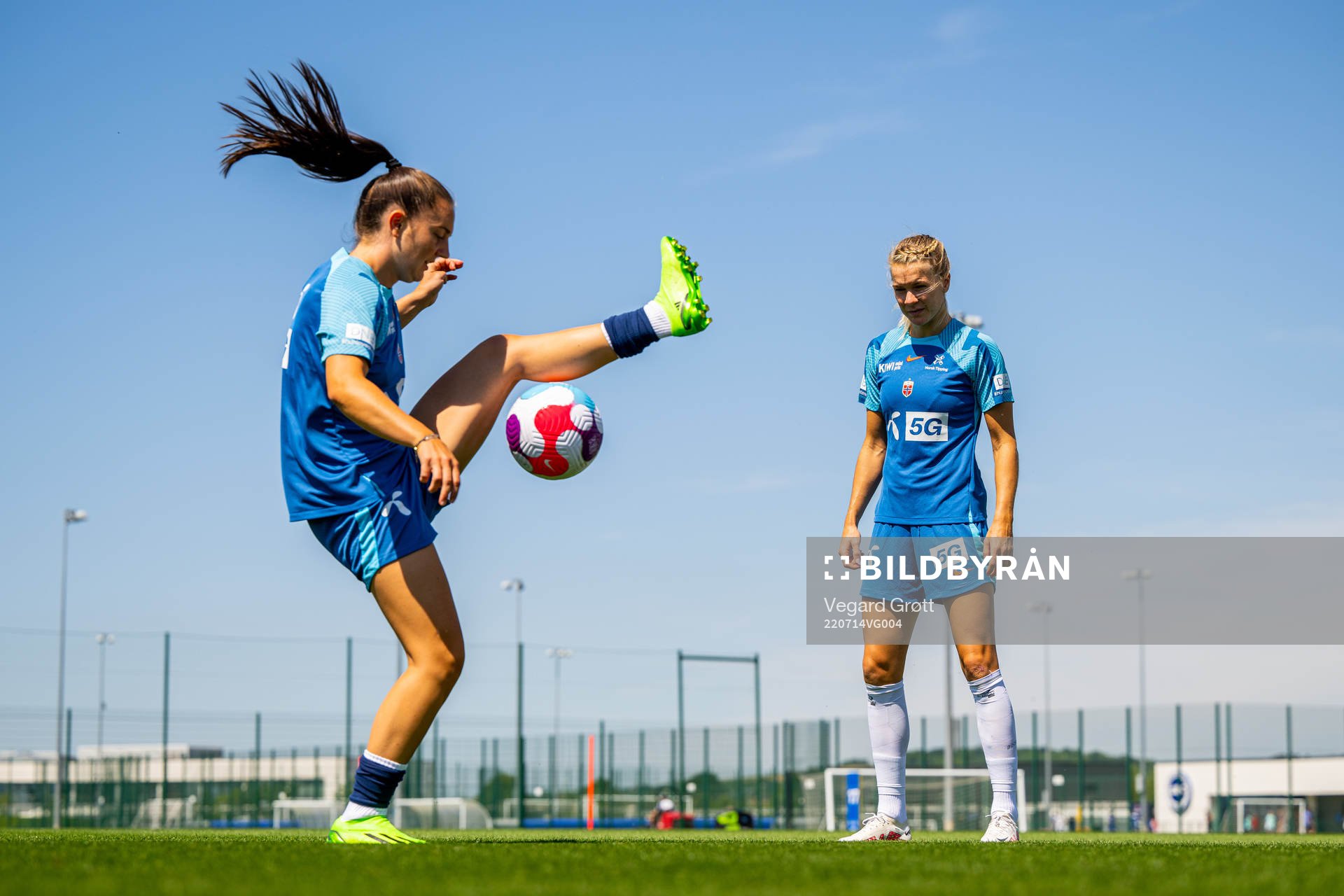 Vilde Bøe Risa and Ada Hegerberg of the Norwegian national