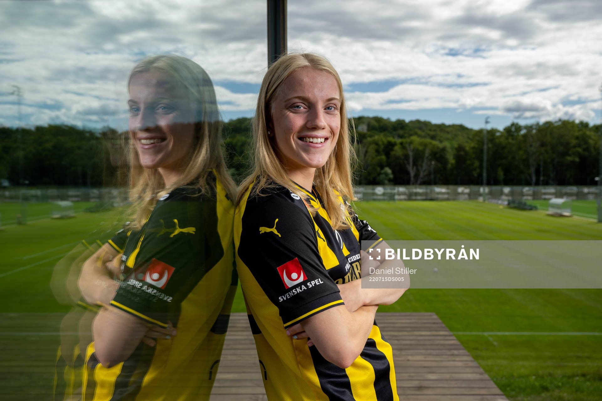 Anna Sandberg poserar för ett porträtt i samband med att hon presenteras som Häckens nyförvärv den 15 juli 2022 i Göteborg. 