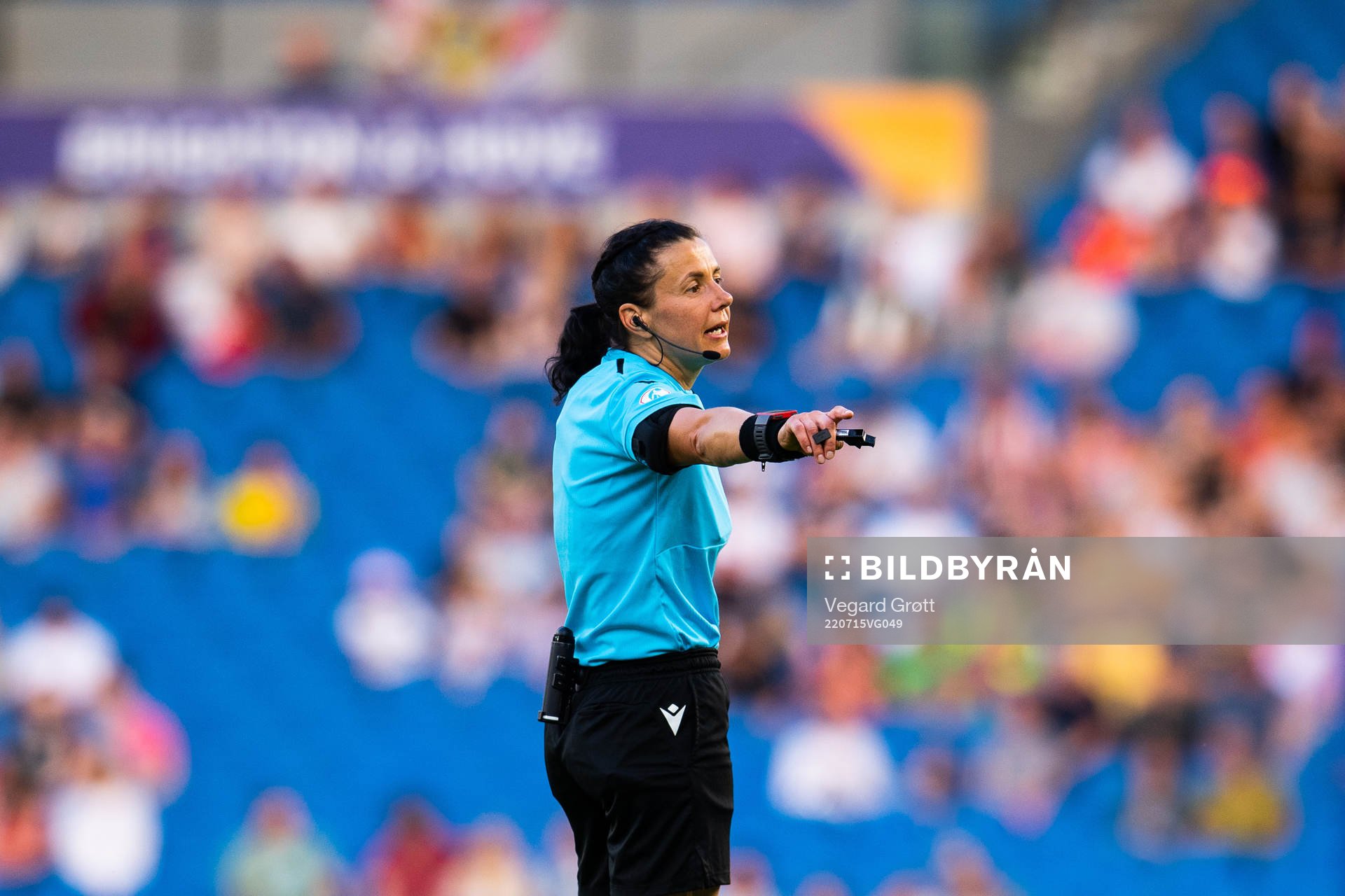Referee Kateryna Monzul during the UEFA Women's Euro 2022 group stage match between Austria and Norway on July 15, 2022 in Brighton.