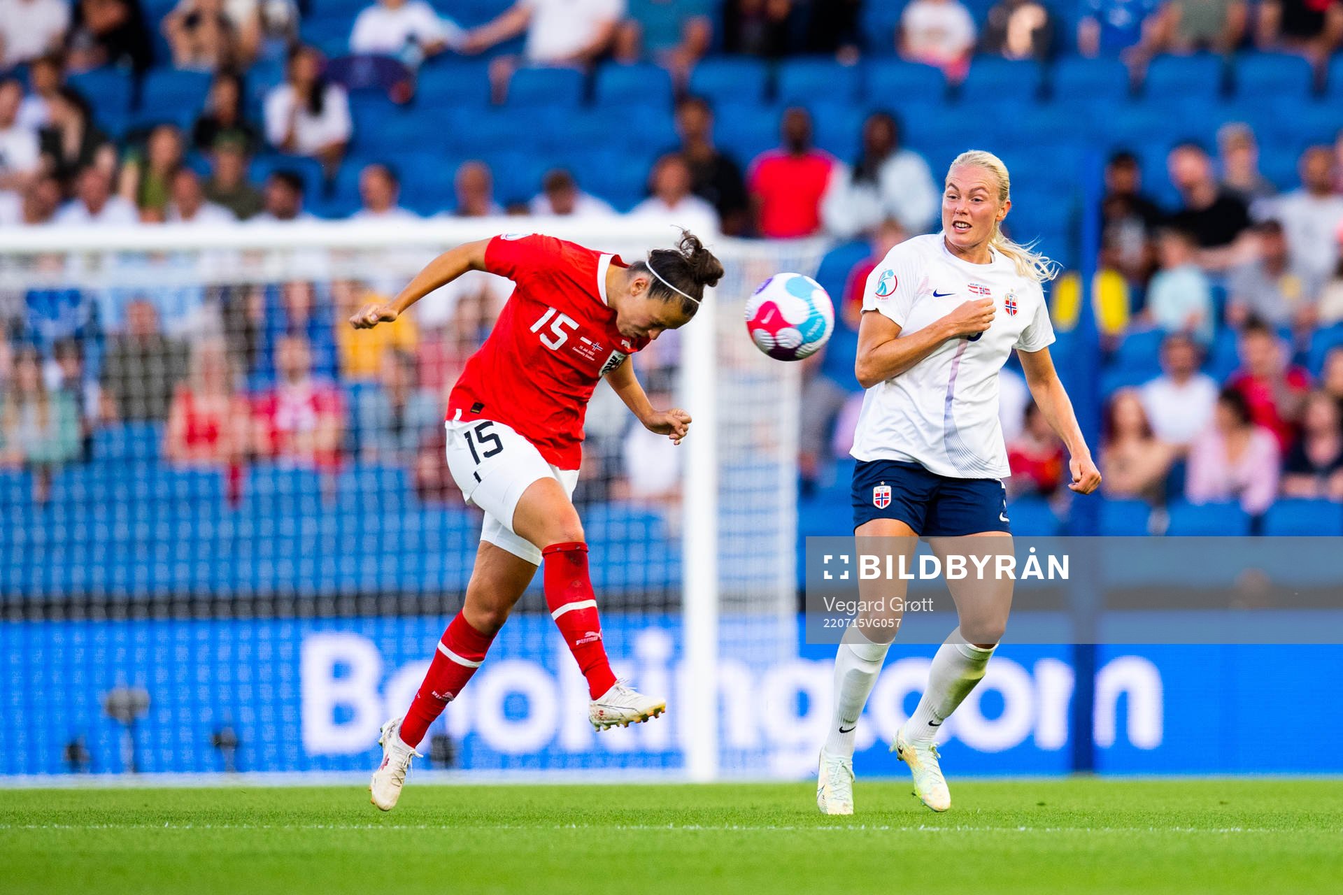 Nicole Billa of Austria and Guro Bergsvand of Norway during the UEFA Women's Euro 2022 group stage match between Austria and Norway on July 15, 2022 in Brighton.