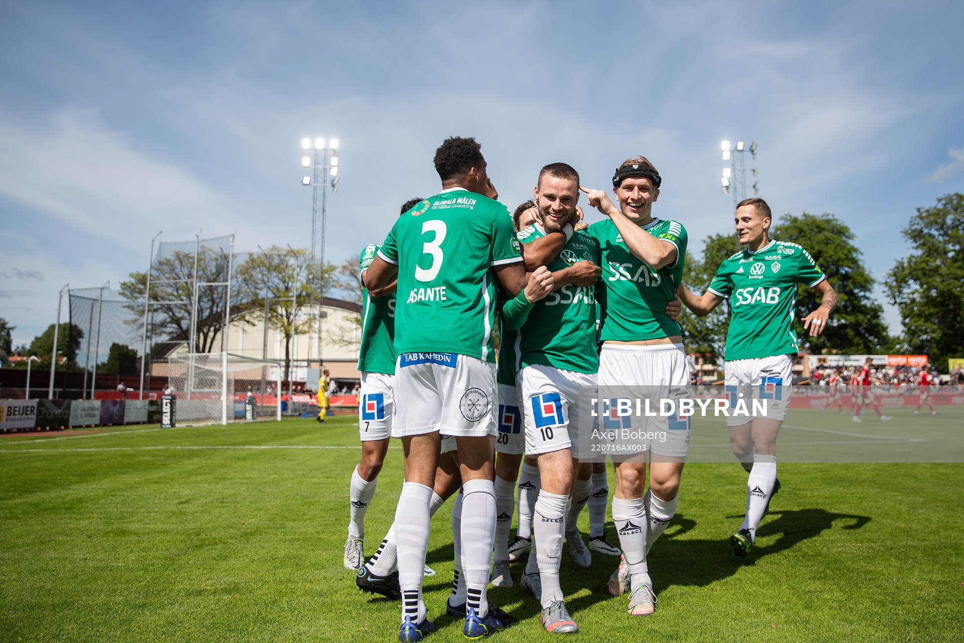 Brages Niklas Söderberg jublar