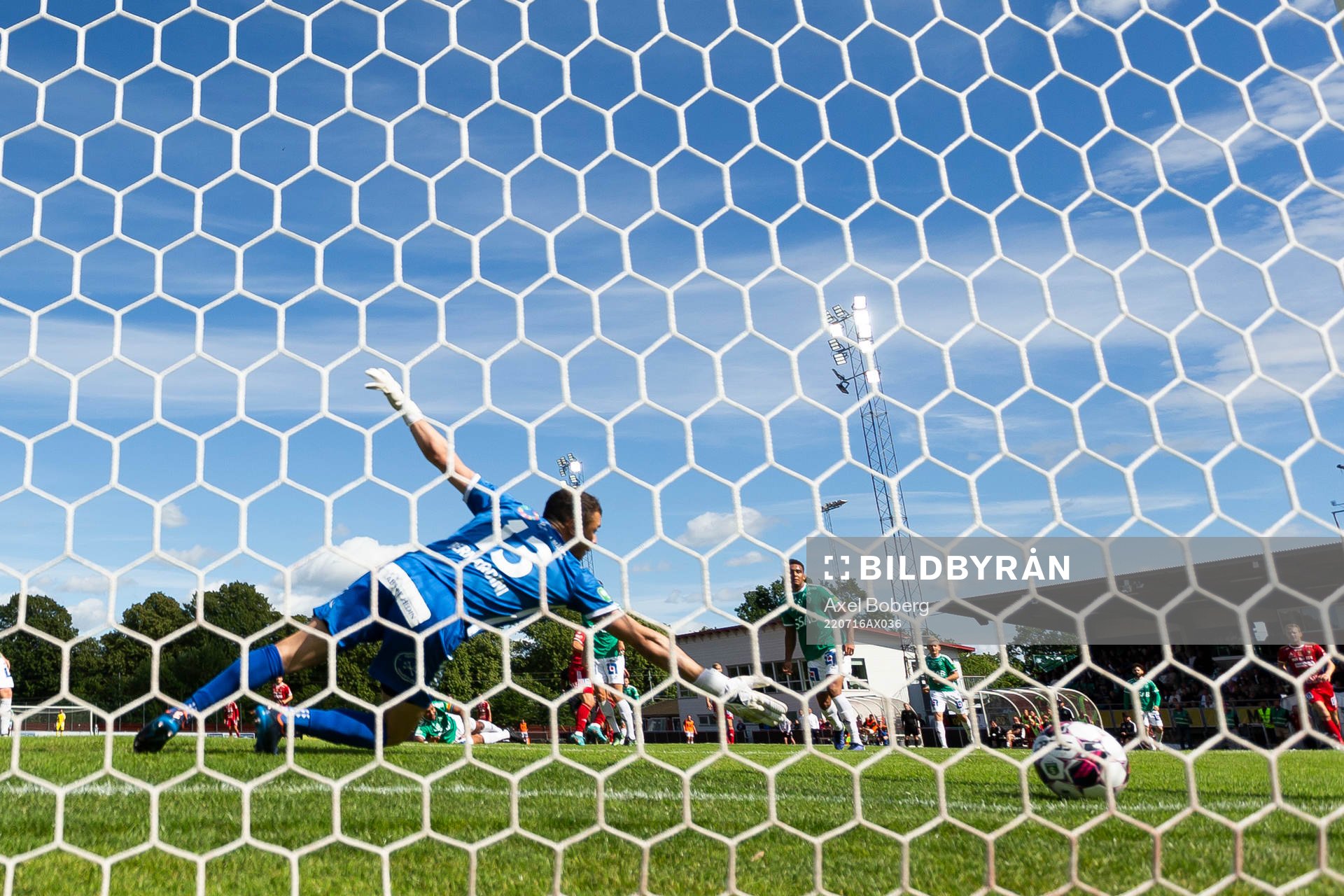 Brages målvakt Andre Bernardini släpper in 1-1