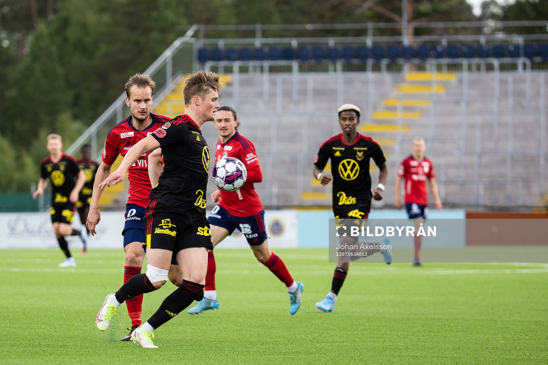 Östersunds Sebastian Karlsson Grach