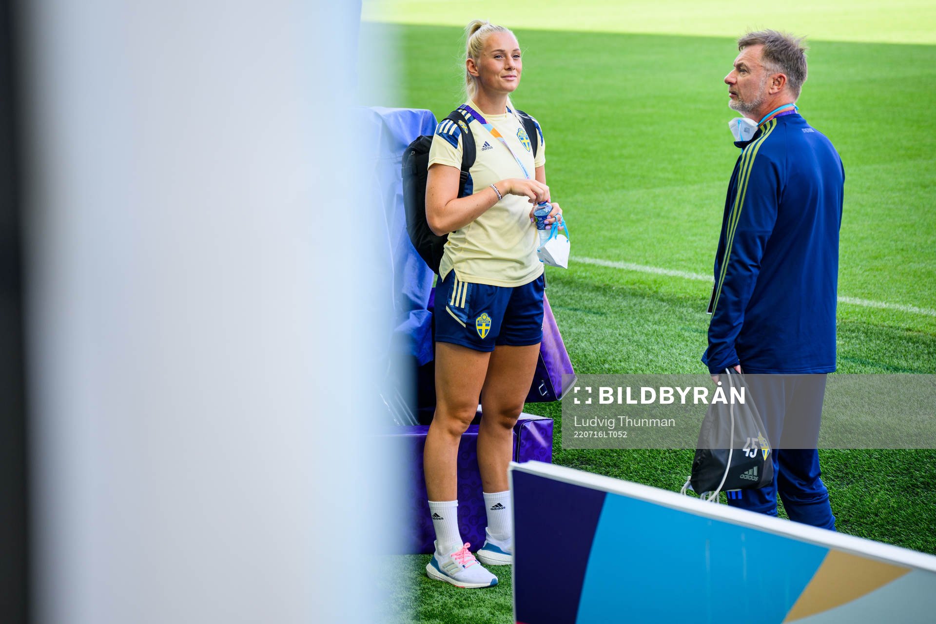 Stina Blackstenius and Peter Gerhardsson, head coach of the