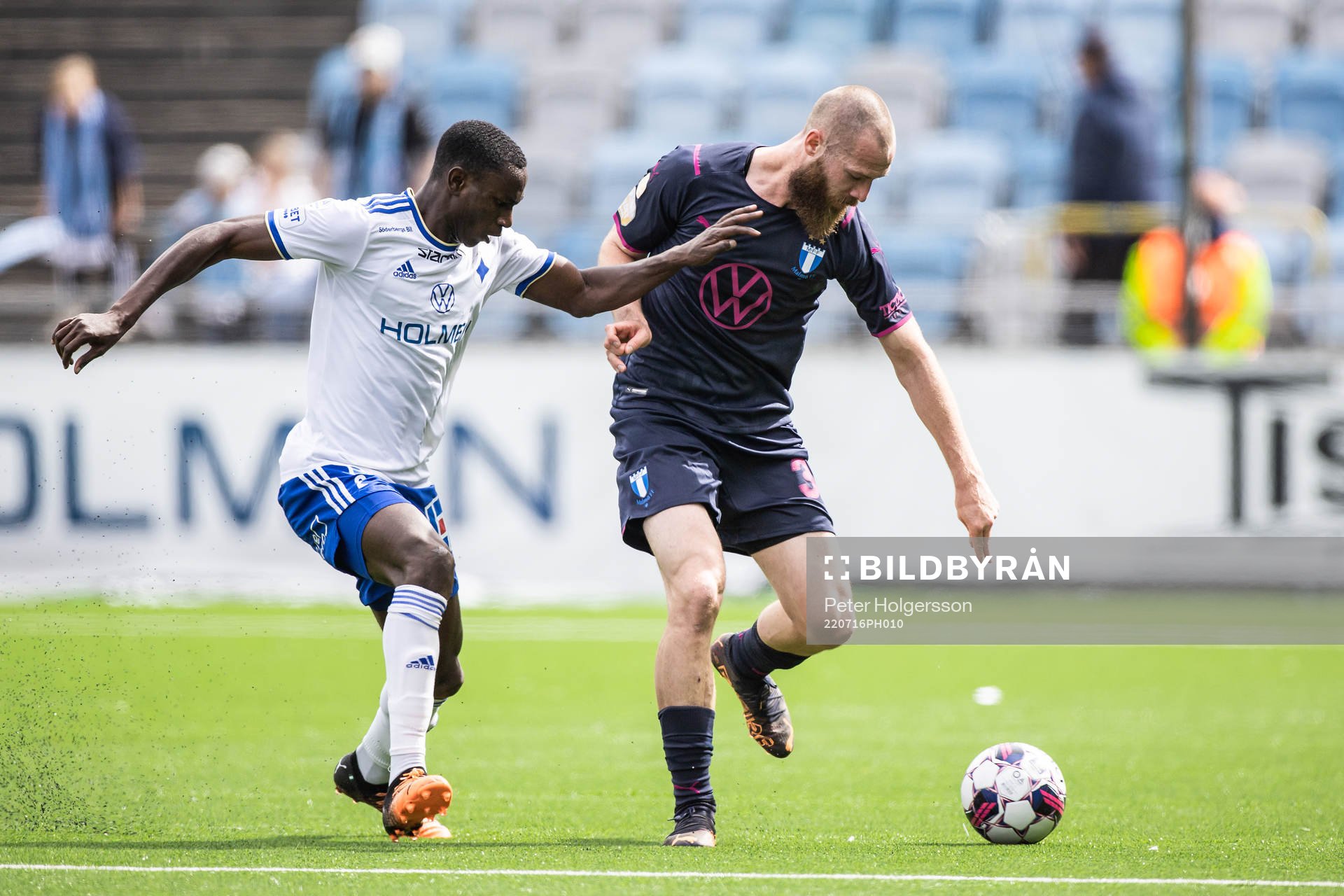 IFK Norrköpings Godswill Ekpolo och Malmö FFs Jo Inge
