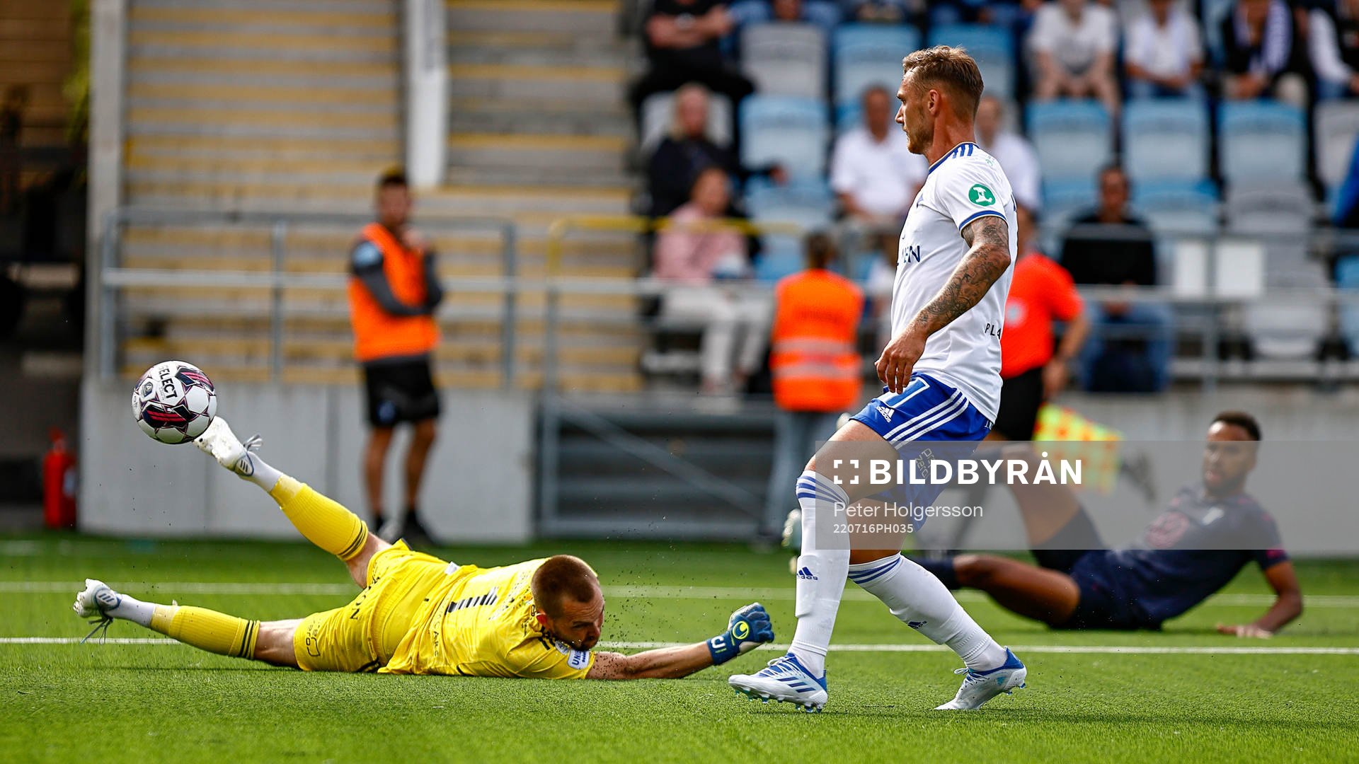 Mål 0-2 av Malmö FFs Isaac Kiese Thelin förbi IFK
