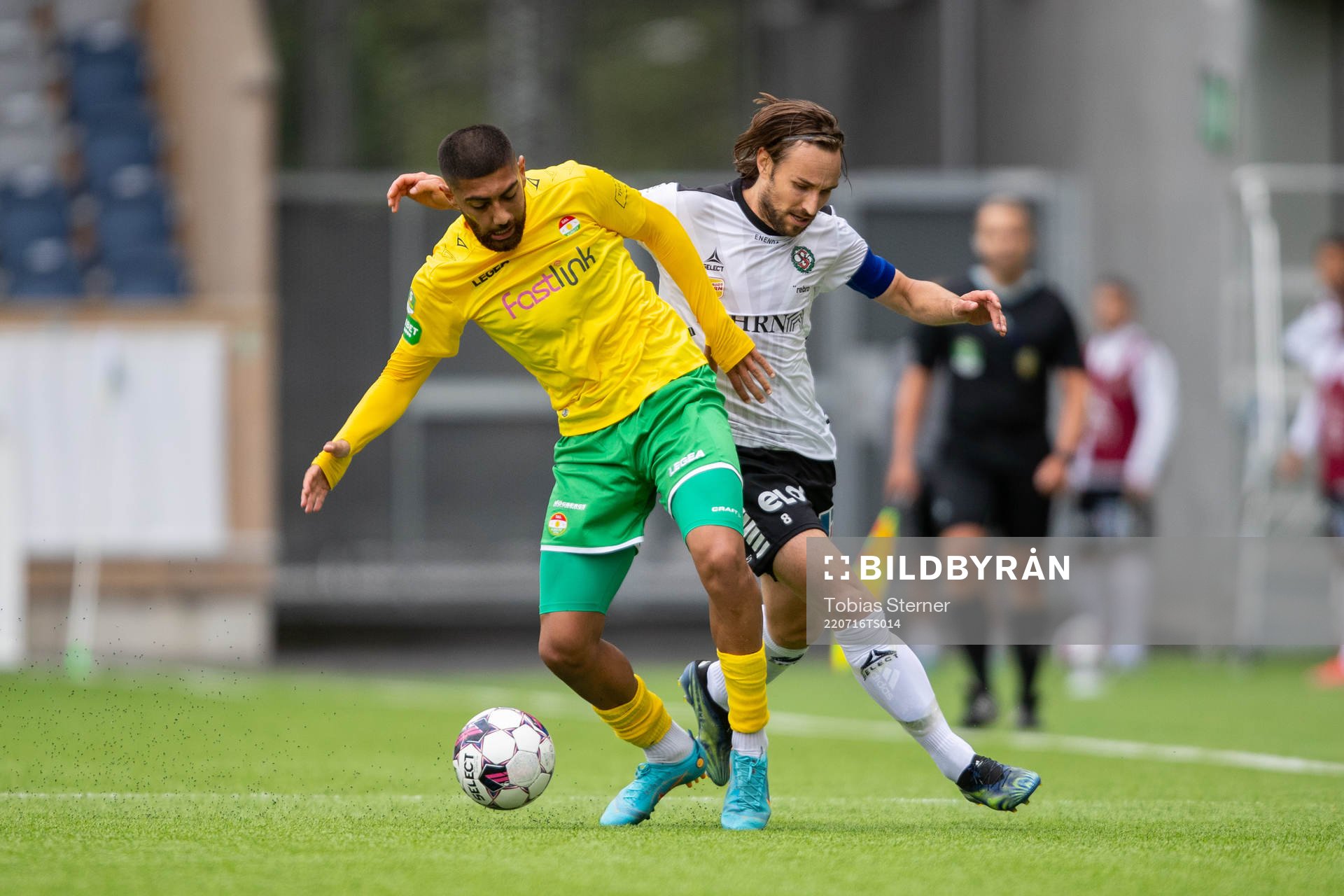 Dalkurds Rassa Rahmani och Örebros Kevin Walker