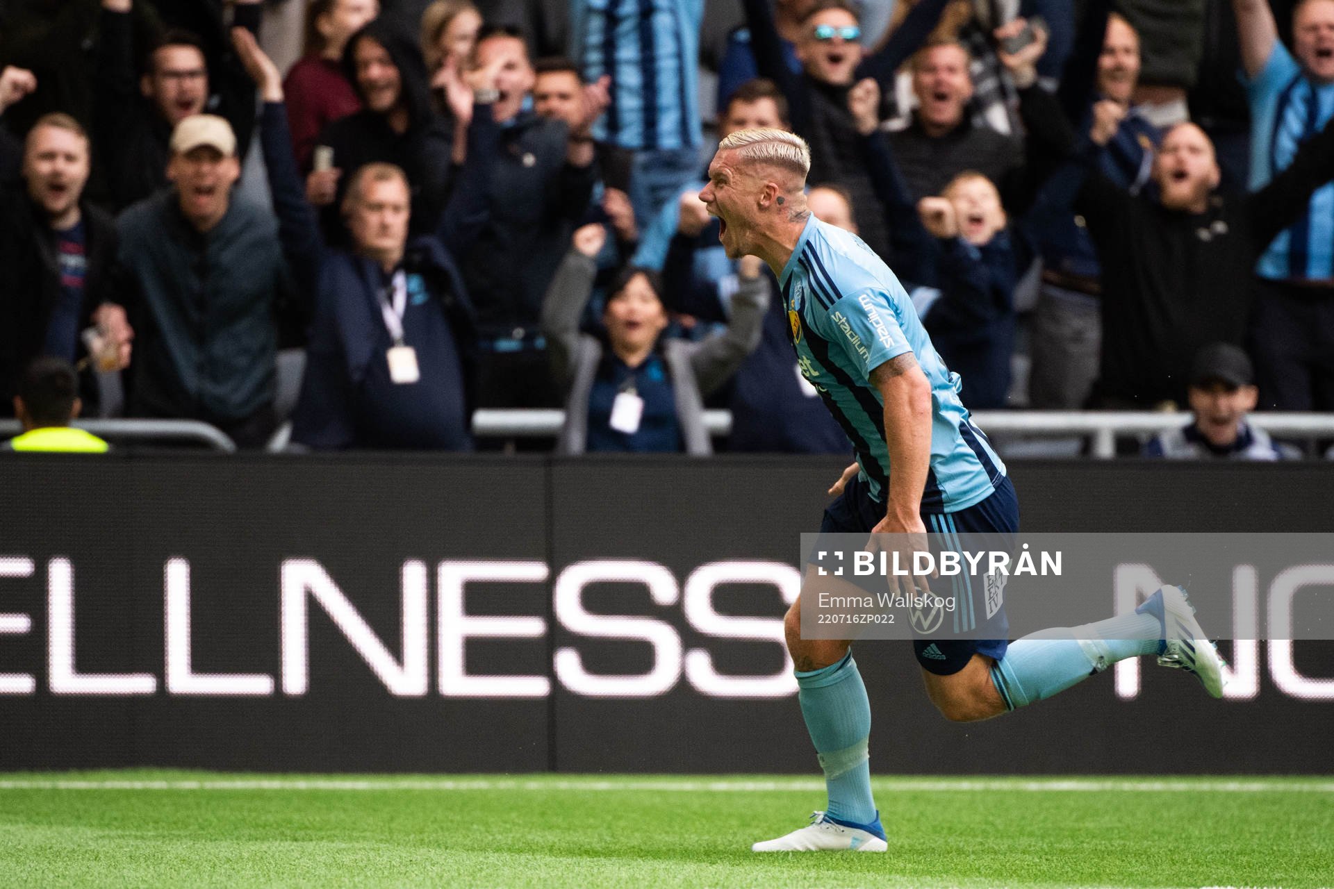 Djurgårdens Victor Edvardsen jublar