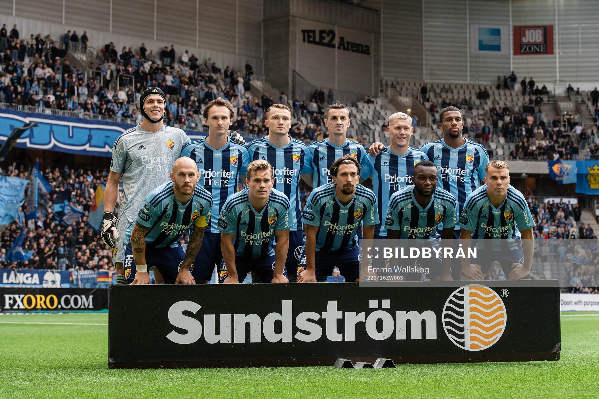 Djurgårdens spelare ställer upp för en lagbild inför fotbollsmatchen i Allsvenskan mellan Djurgården och Värnamo den 16 juli 2022 i Stockholm.