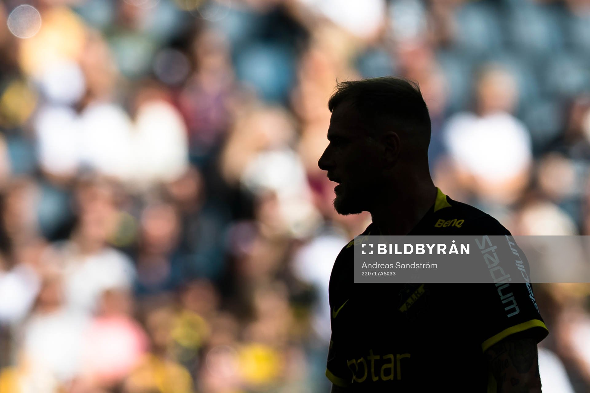 s John Guidetti i siluett