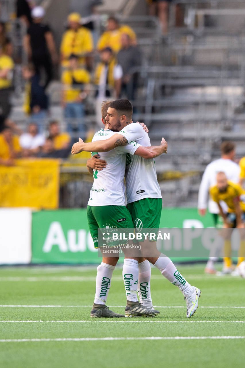 Hammarbys Mads Fenger Nielsen och Edvin Kurtulus jublar
