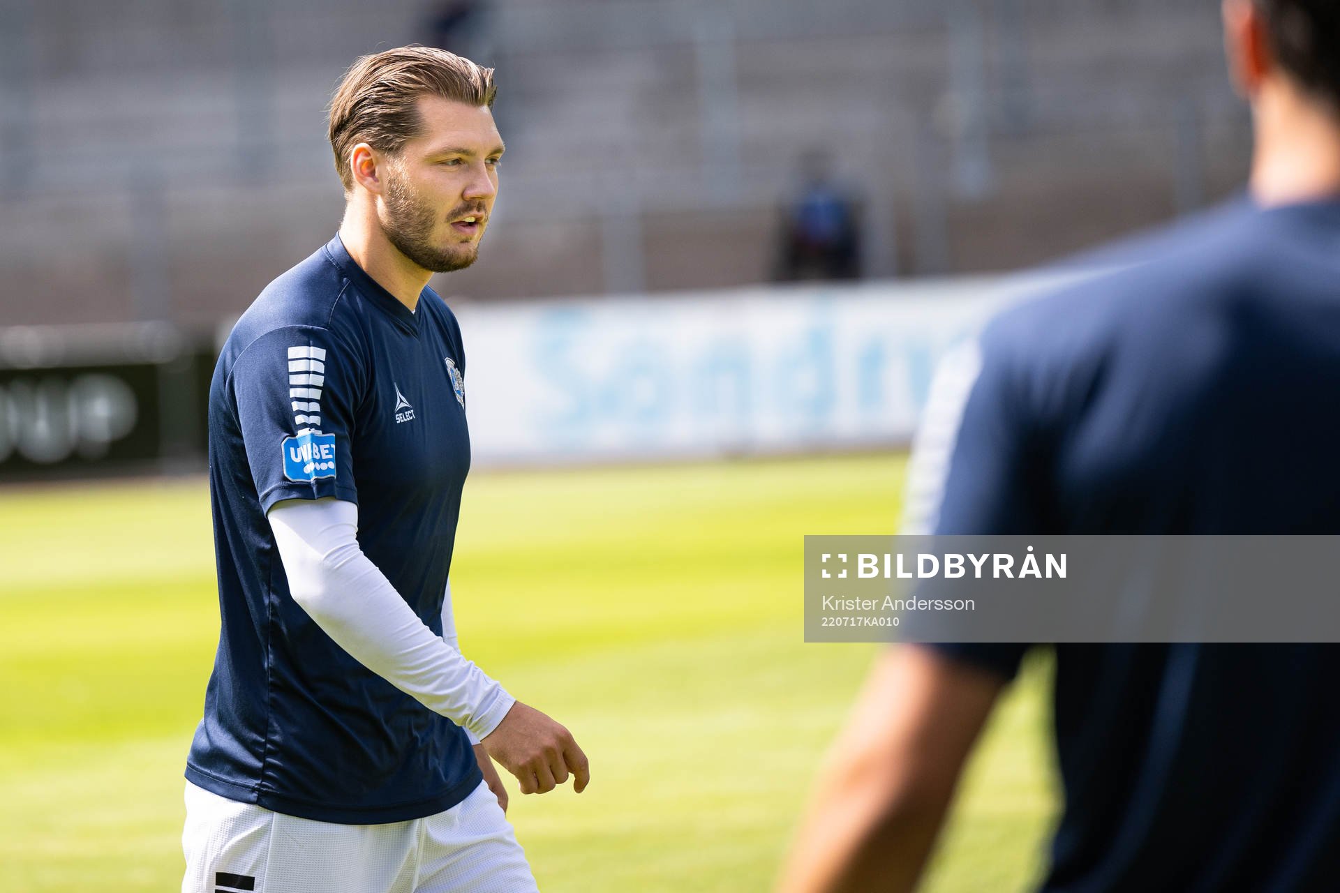 Utsiktens Karl Bohm före fotbollsmatchen i Superettan