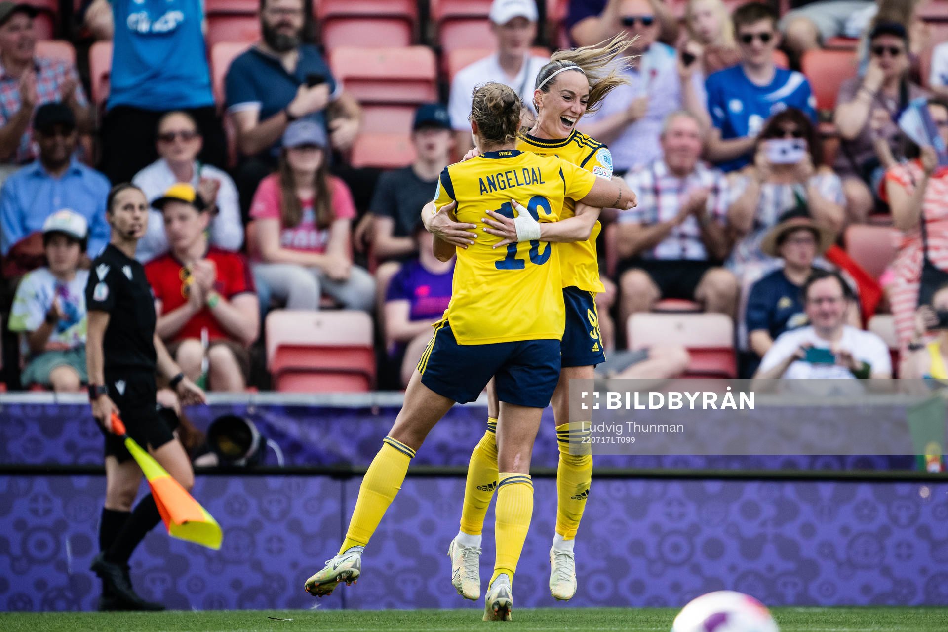 Filippa Angeldahl and Kosovare Asllani of Sweden celebrate
