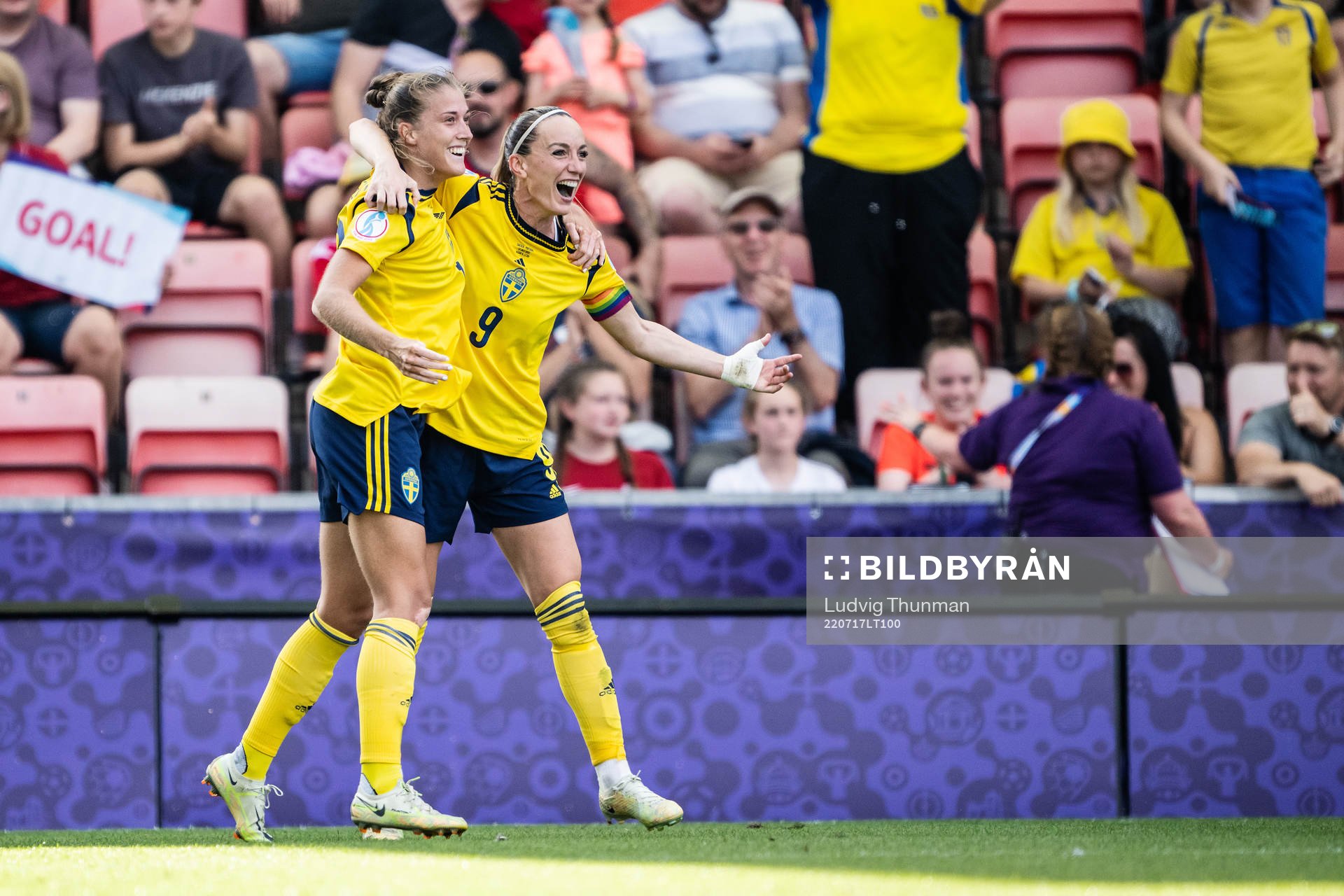 Filippa Angeldahl and Kosovare Asllani of Sweden celebrate