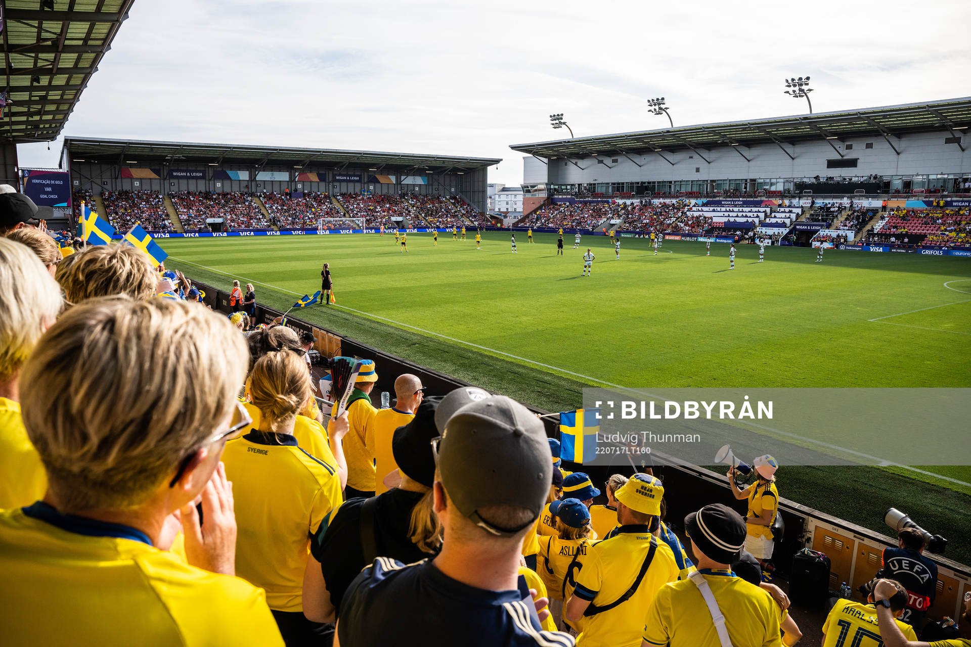 Fans of Sweden