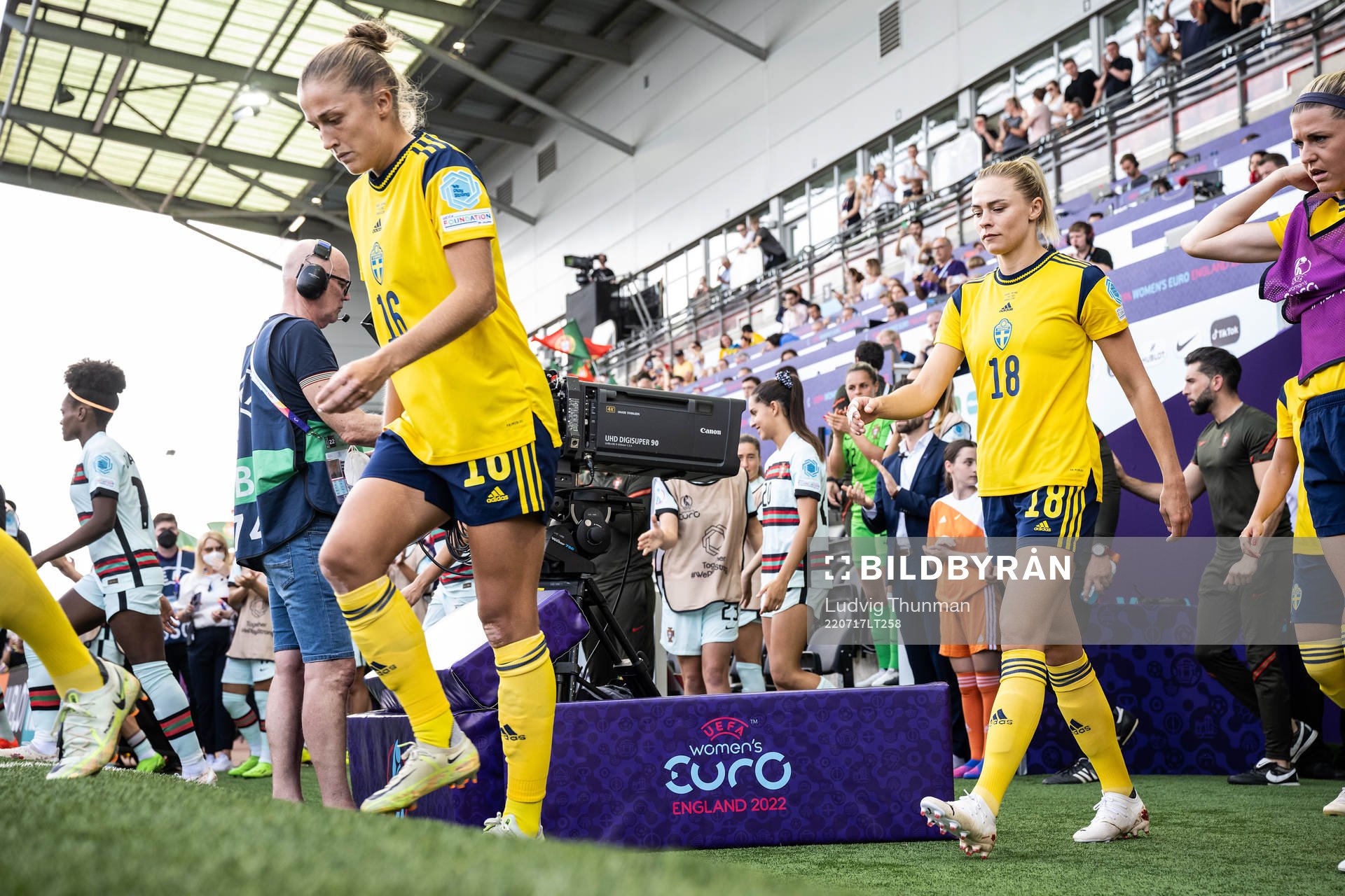 Filippa Angeldahl and Fridolina Rolfö of Sweden