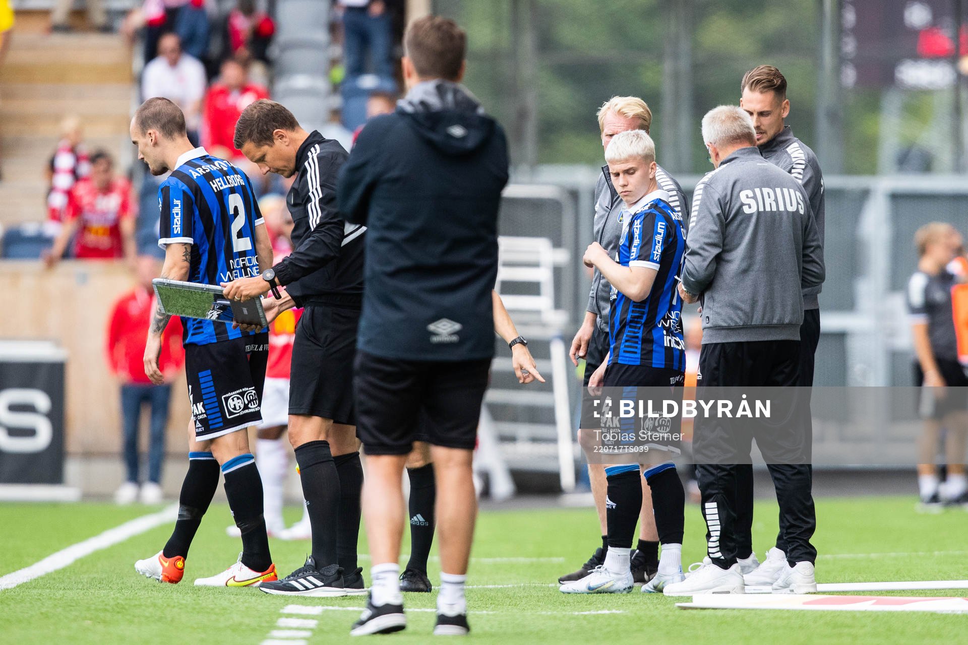 Sirius Oli Valur Omarsson gör sig redo för byte