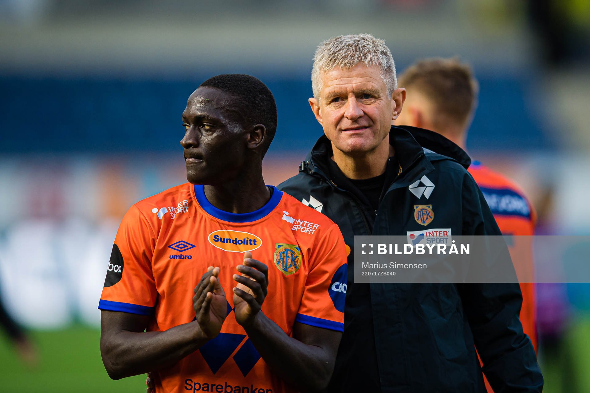 Mamadou Diaw of Aalesund and Lars Arne Nilsen, head coach