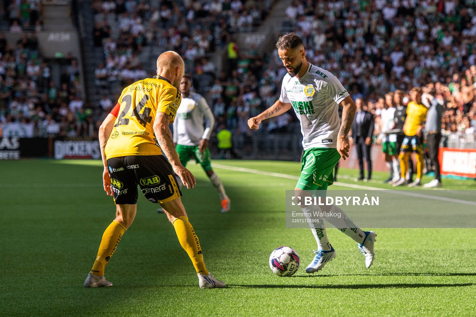Elfsborgs Johan Larsson och Hammarbys Mohanad Jeahze