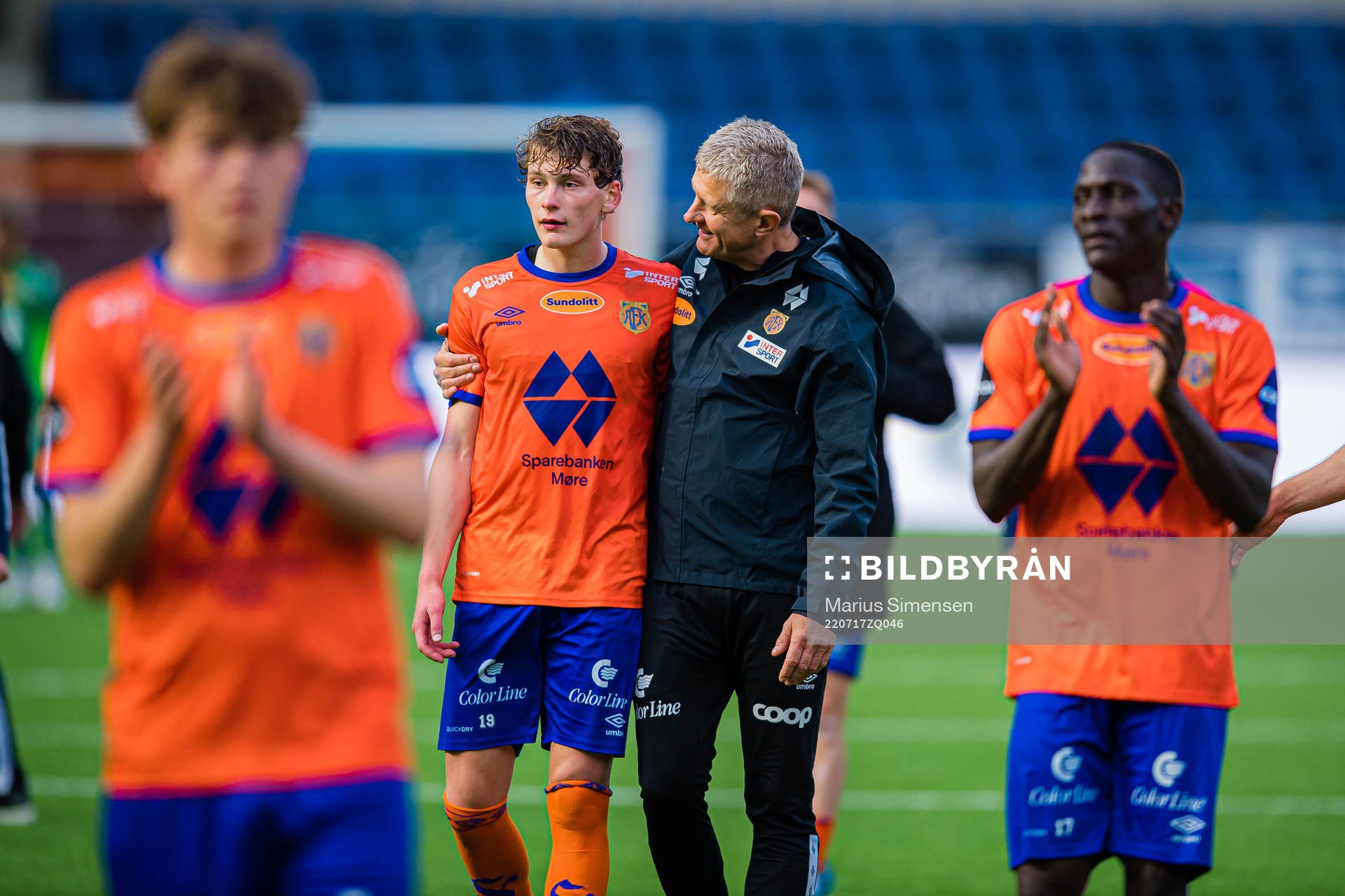 Isak Dybvik Määttä of Aalesund and Lars Arne Nilsen, head coach of Aalesund, after the Eliteserien match between Aalesund and Rosenborg on July 17, 2022 in Ålesund.
