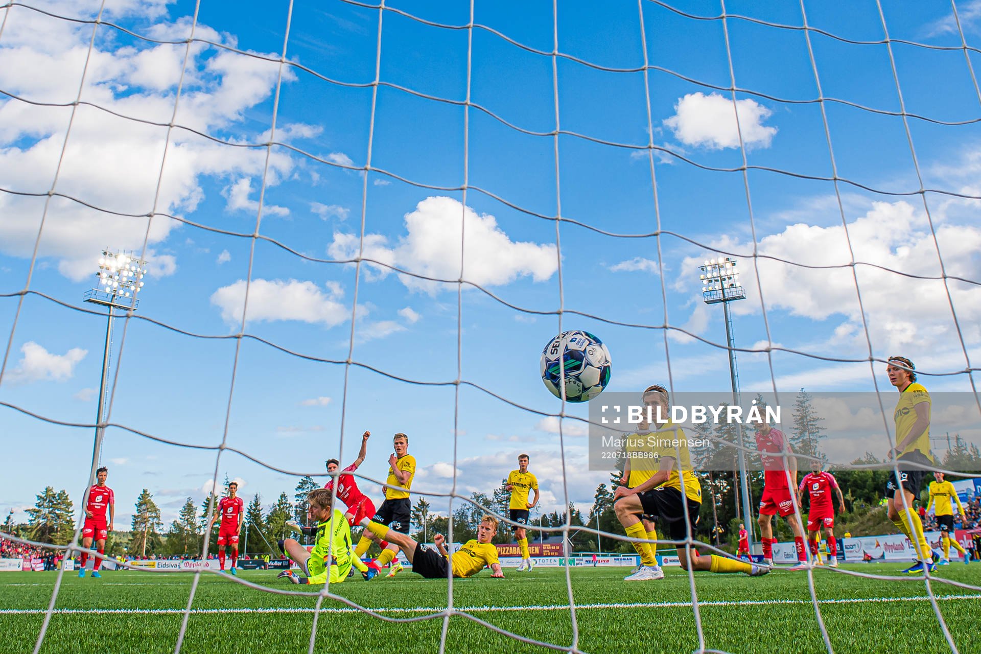 Kasper Holmboe Skaanes of Brann scores the 0-2 goal during the OBOS-ligaen match between Raufoss and Brann on July 18, 2022 in Raufoss.