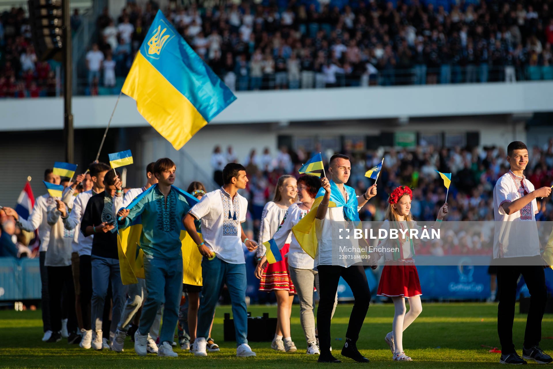 Ukraina