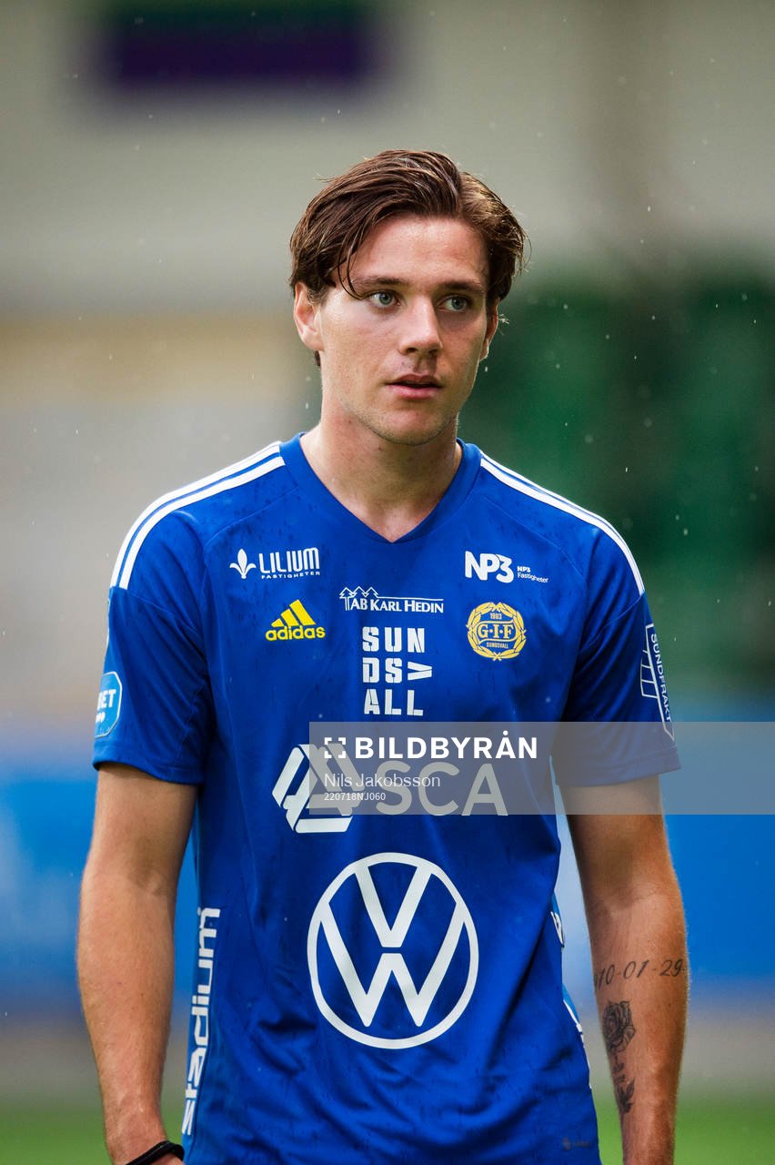 GIF Sundsvalls Alexander Larsson under fotbollsmatchen i Allsvenskan mellan GIF Sundsvall och Häcken den 18 juli 2022 i Sundsvall. 