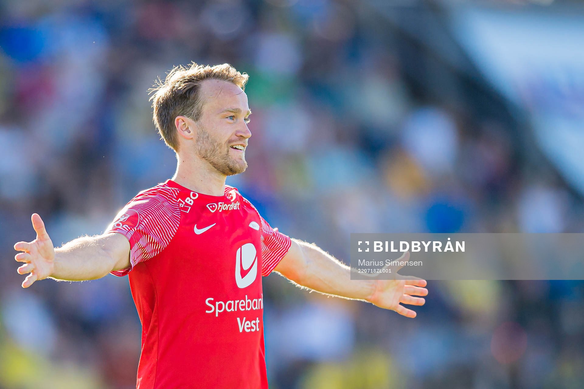 Bård Finne of Brann celebrates