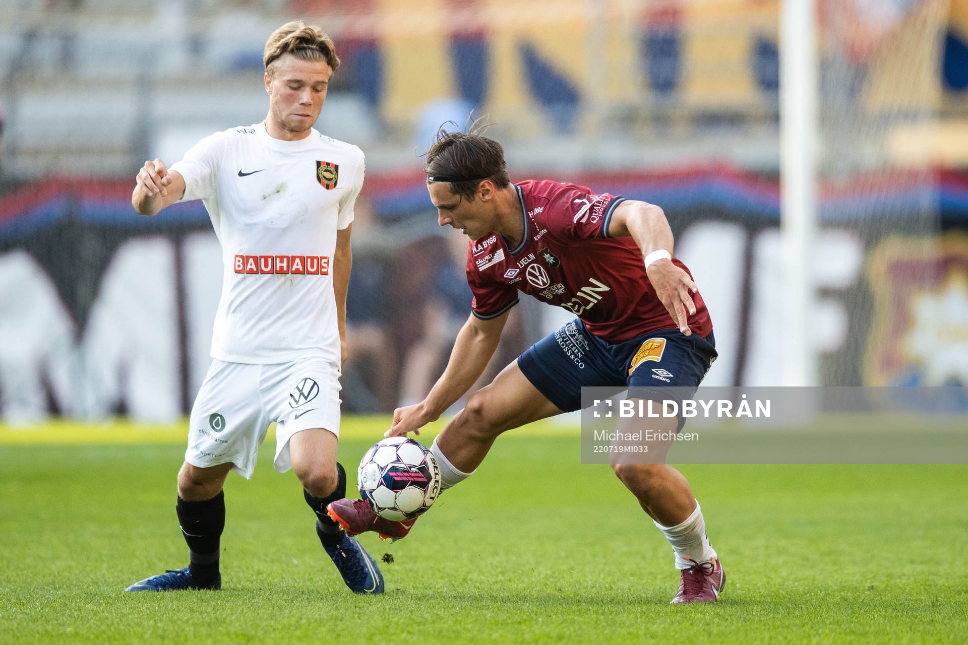 Brommapojkarnas Wilmer Odefalk och Örgrytes Kevin Ackermann