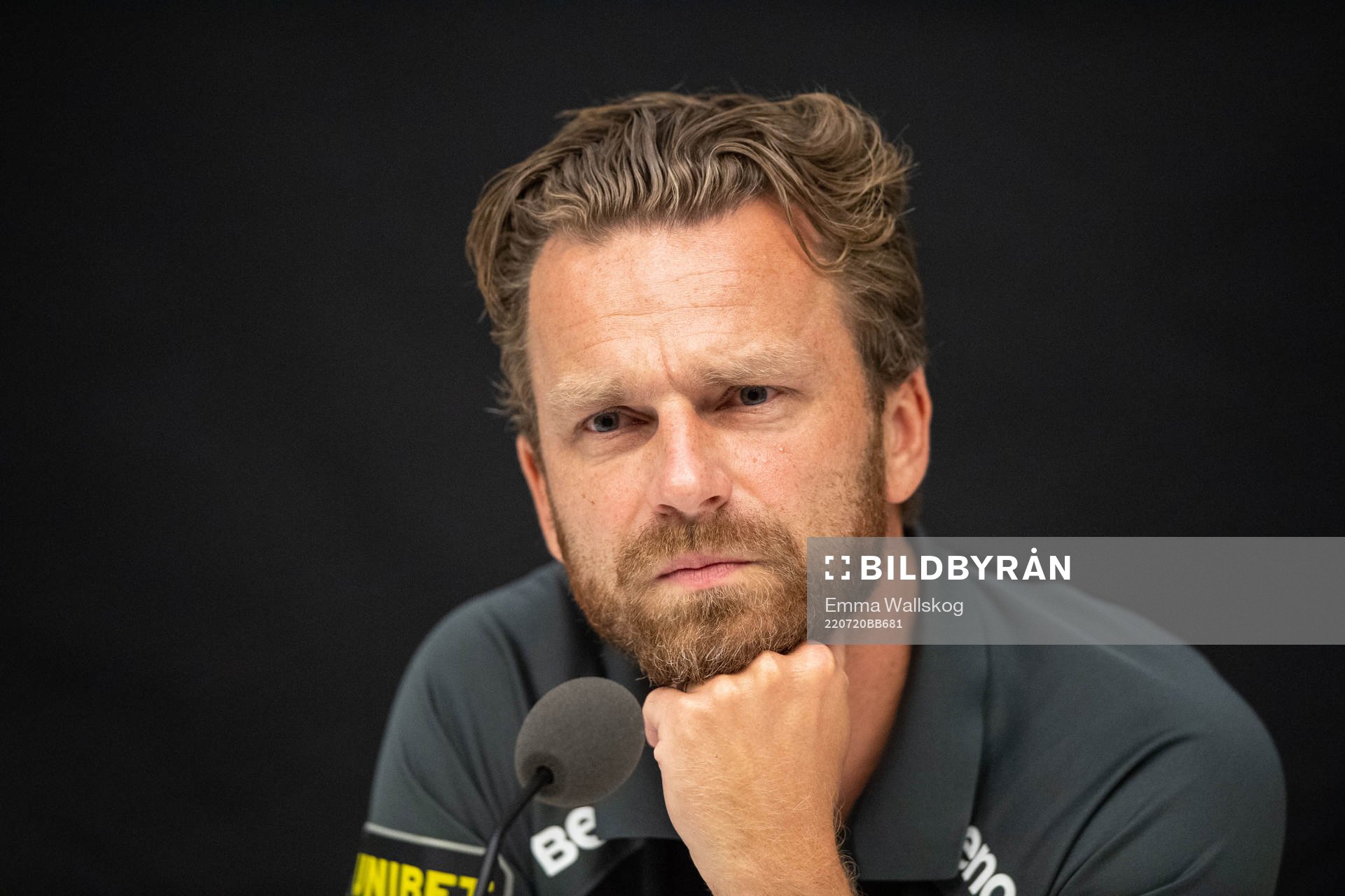 Bartosz Grzelak, head coach of AIK