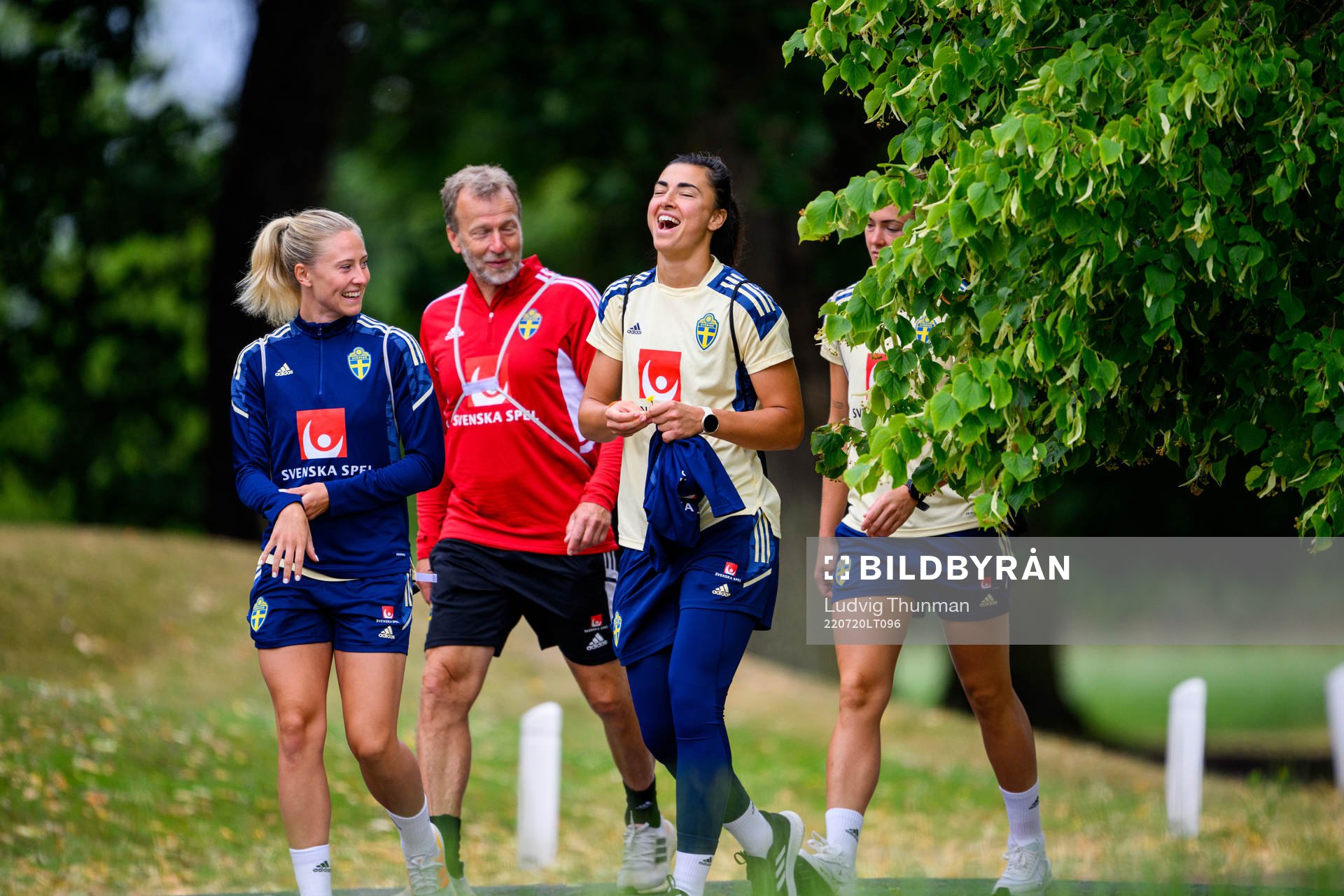 Rebecka Blomqvist, Pontus Ekblom, physio, goalkeeper Zecira