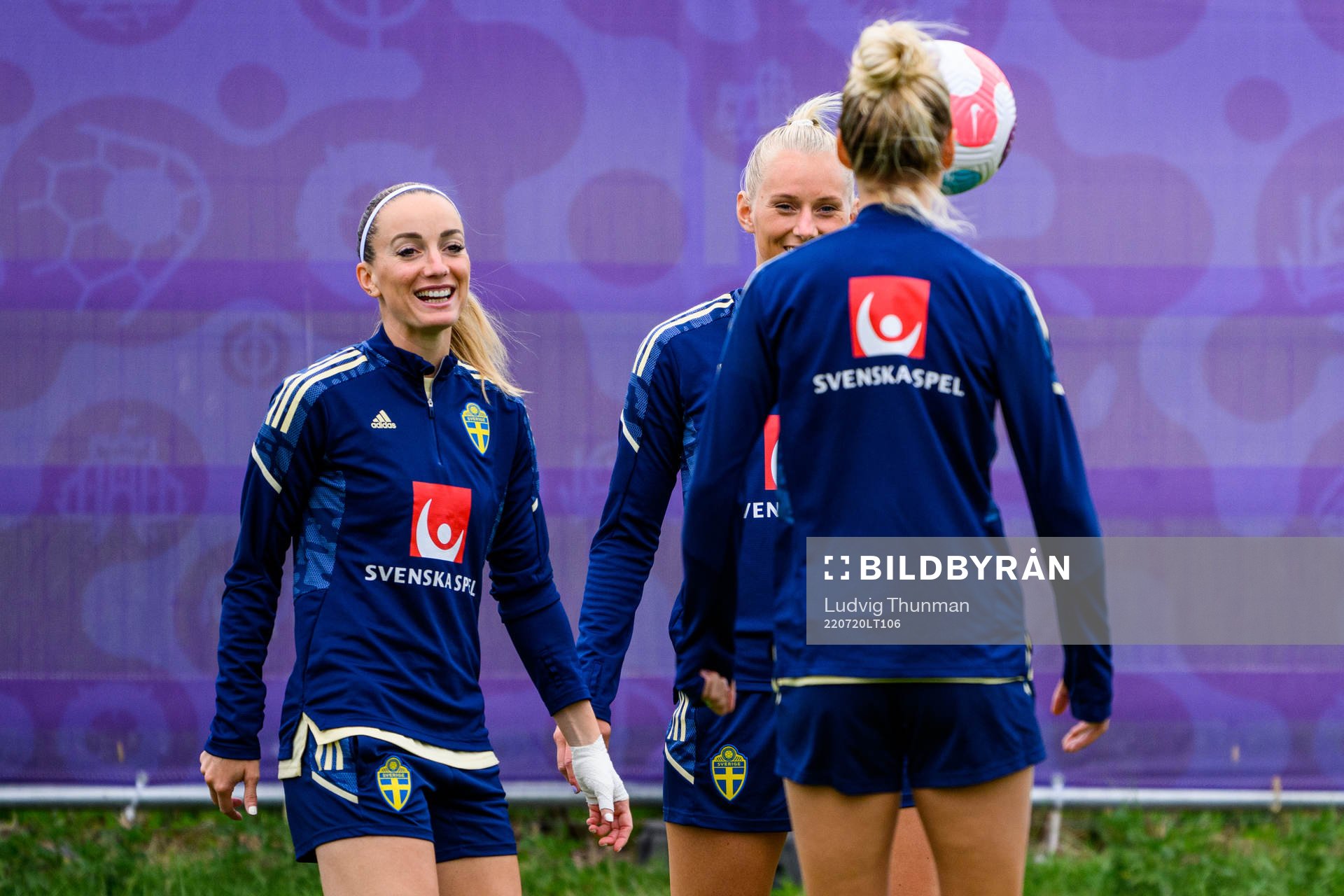 Kosovare Asllani and Stina Blackstenius of the Swedish