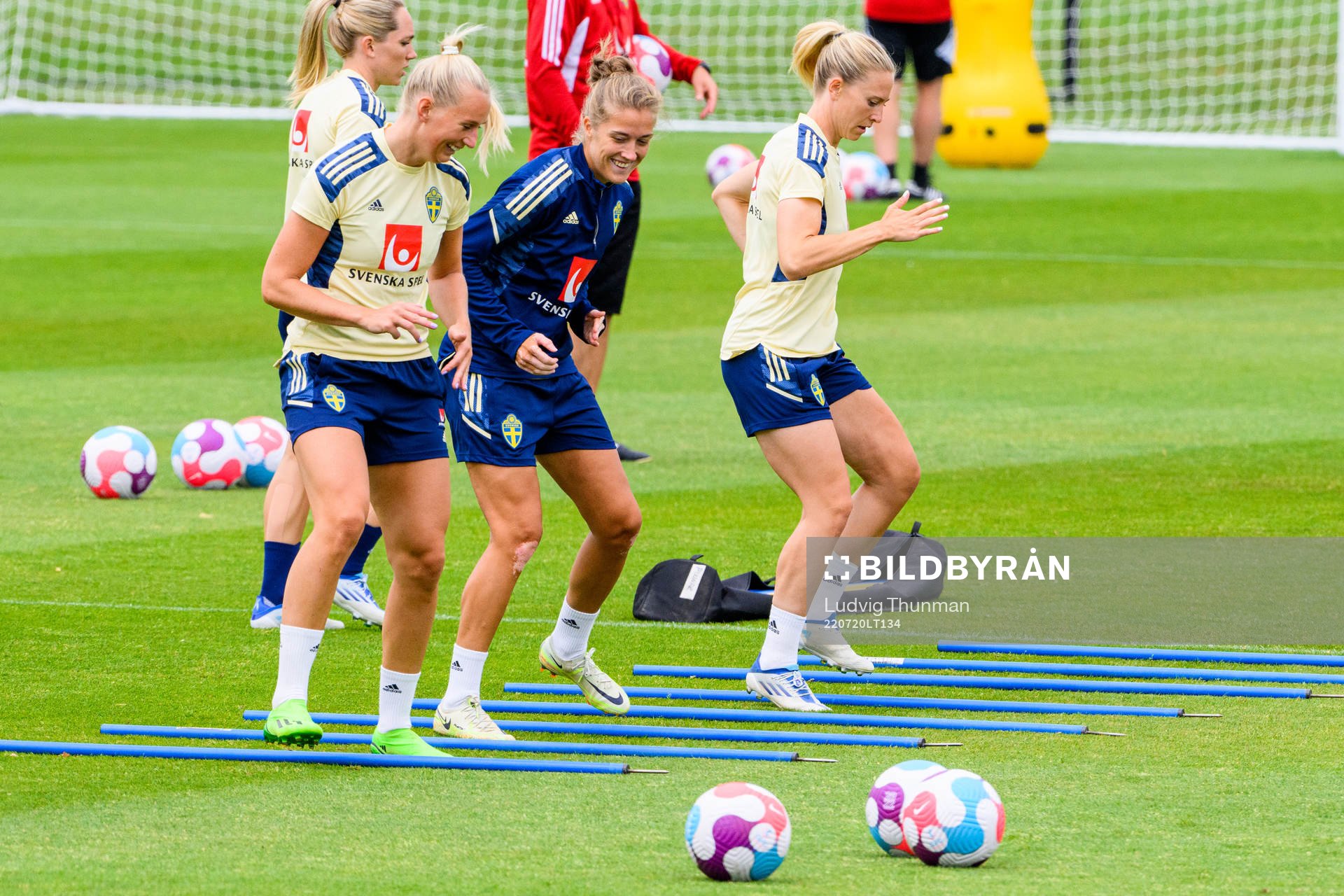 Stina Blackstenius and Filippa Angeldahl of the Swedish