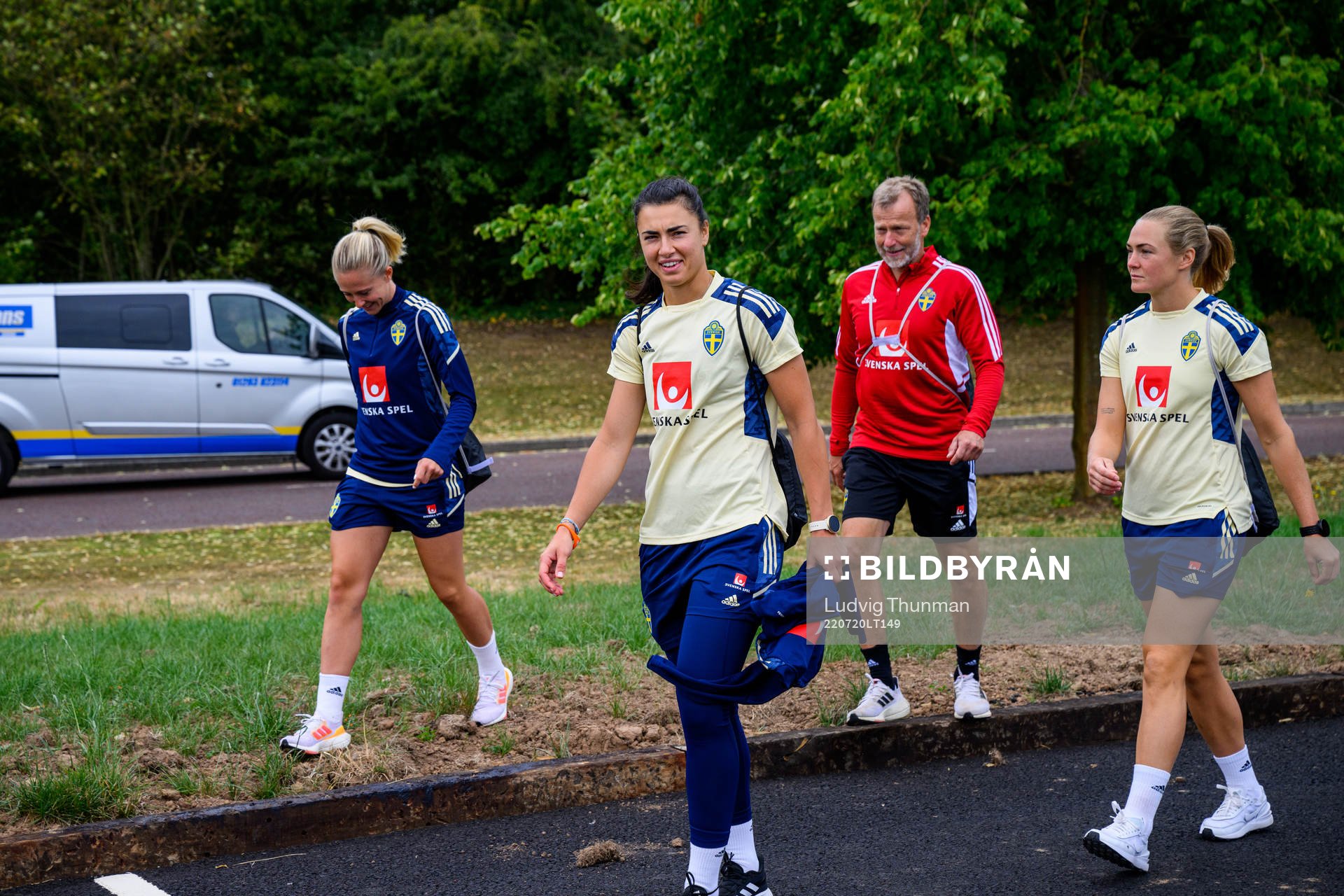 Rebecka Blomqvist, goalkeeper Zecira Musovic, Pontus