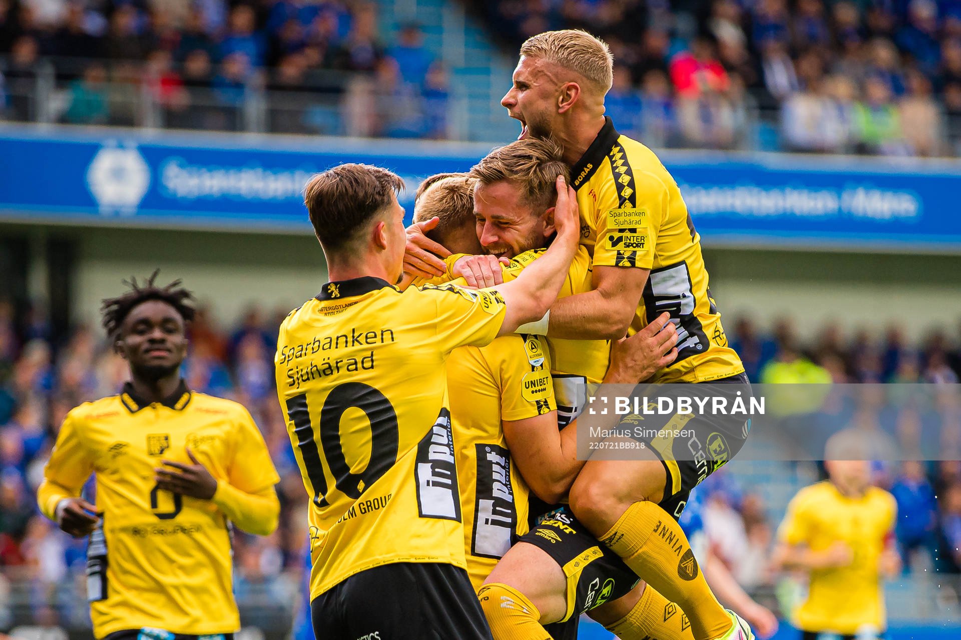 Rasmus Alm of Elfsborg celebrates