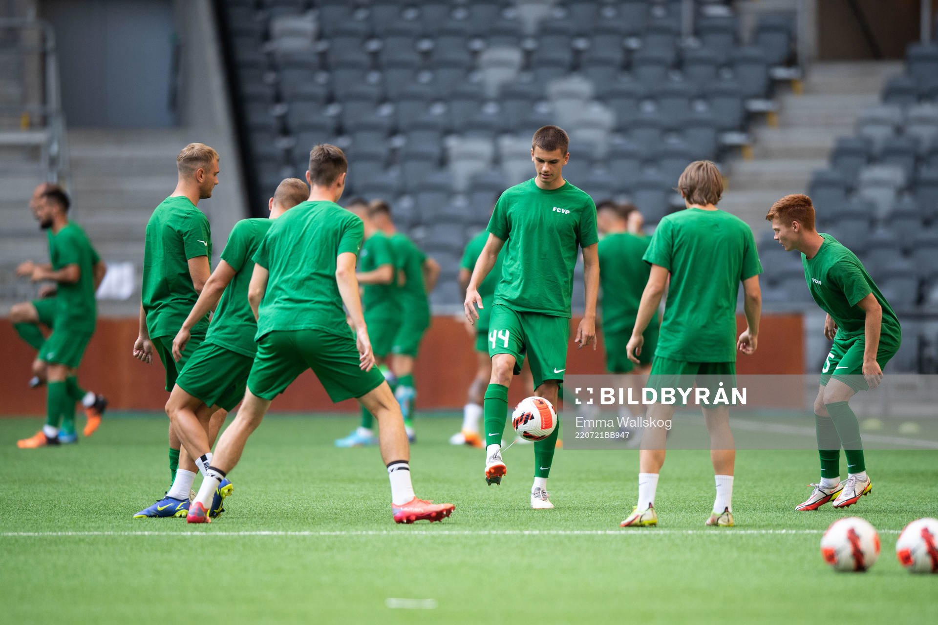 Players of Vorskla Poltava warm up
