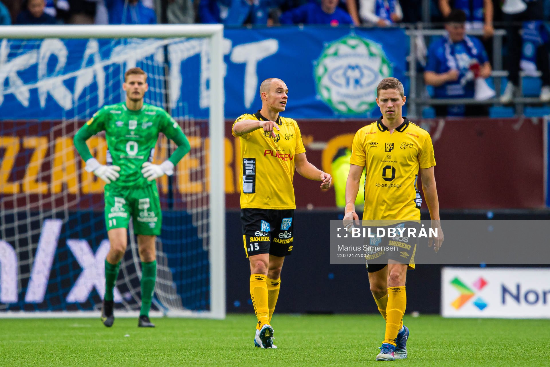 Leo Väisänen of Elfsborg looks dejected