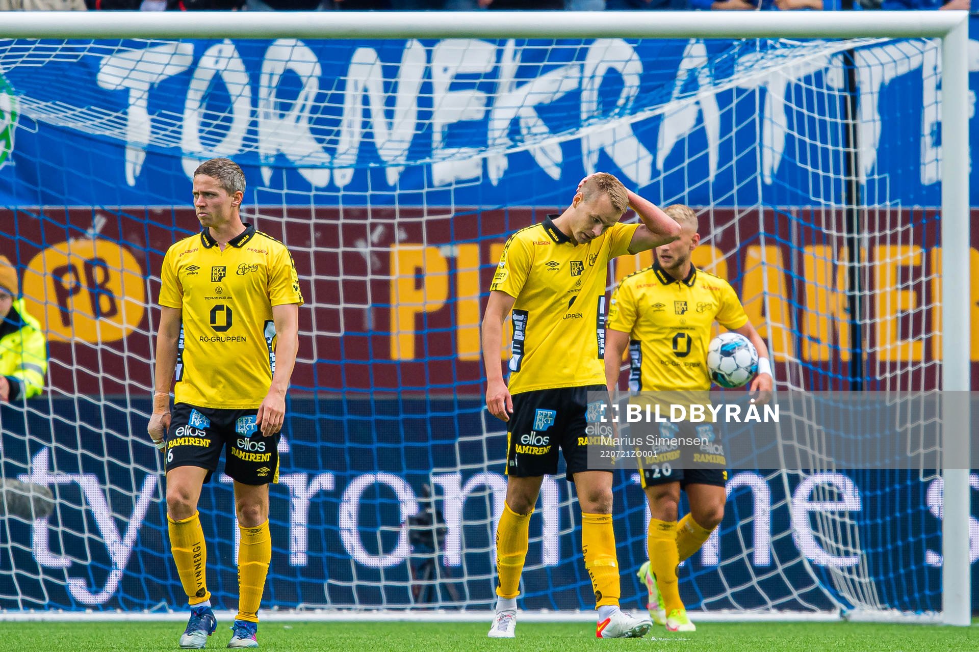 André Ibsen Rømer and Gustav Henriksson of Elfsborg looks