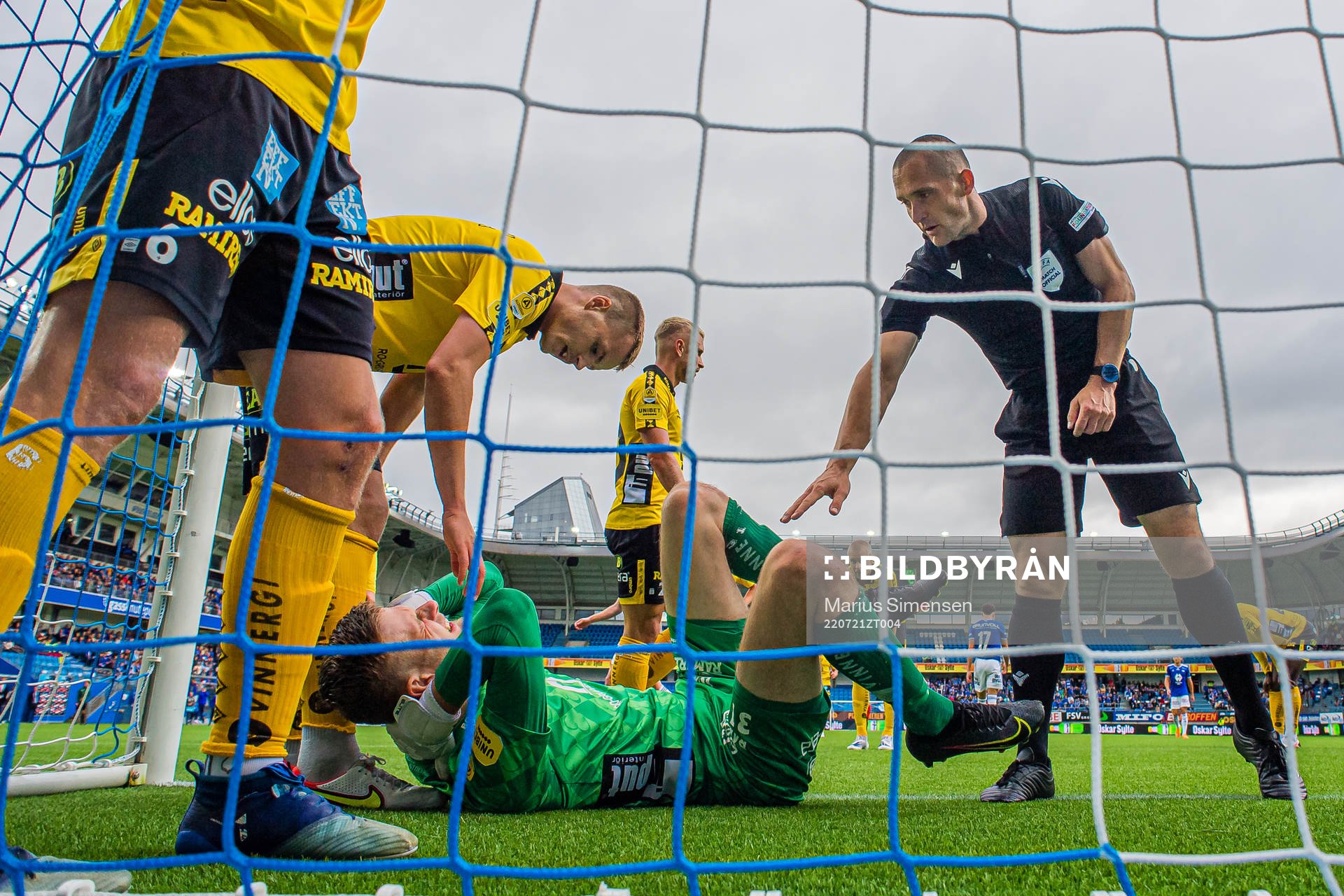 Goalkeeper Tim Rönning of Elfsborg in pain