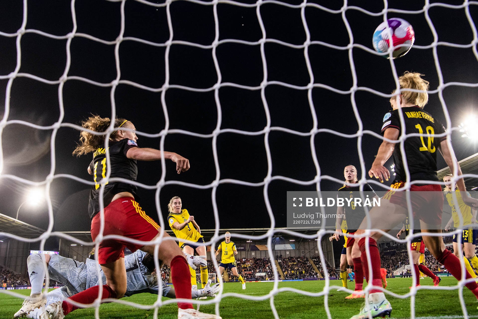 Linda Sembrant of Sweden scores 1-0