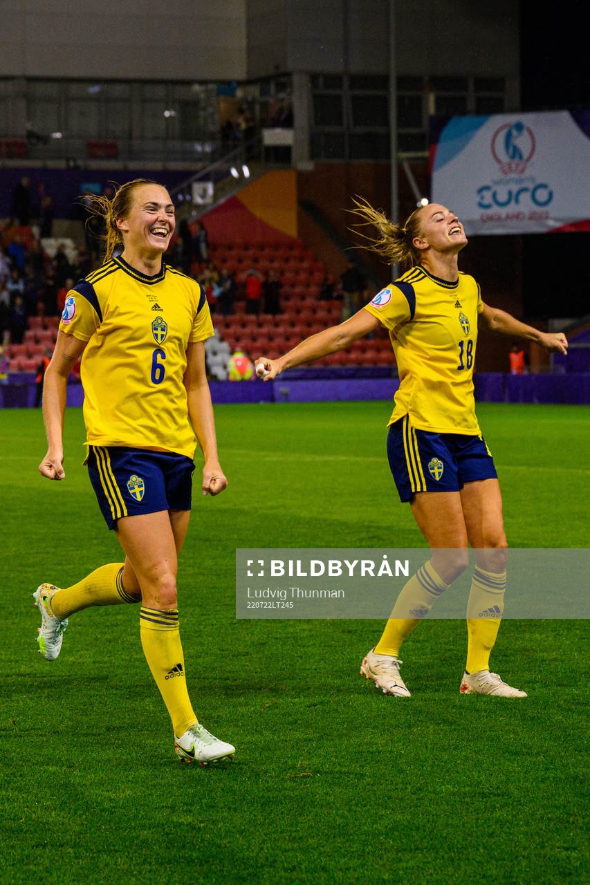 Magdalena Eriksson and Amanda Ilestedt of Sweden celebrate