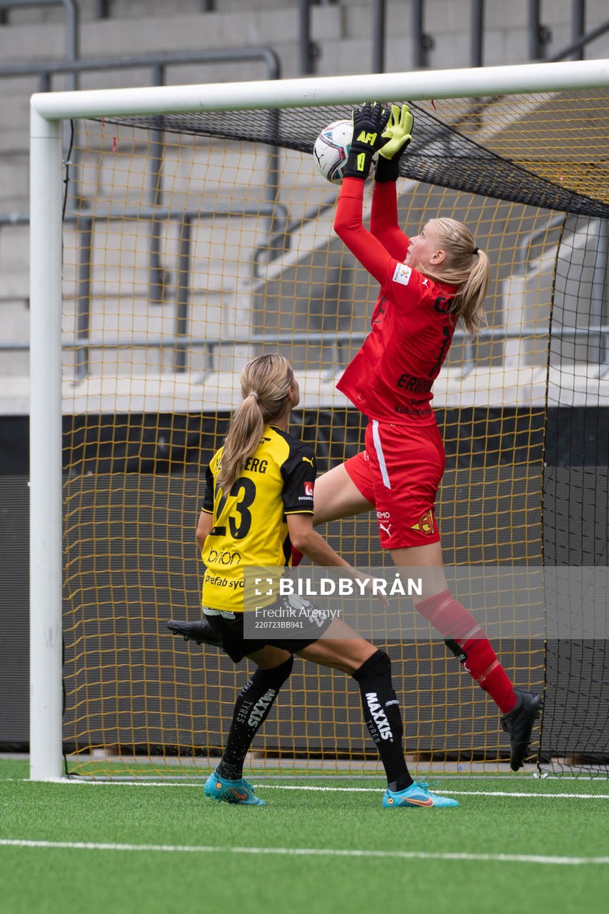 Häckens  Andrine Stolsmo Hegerberg