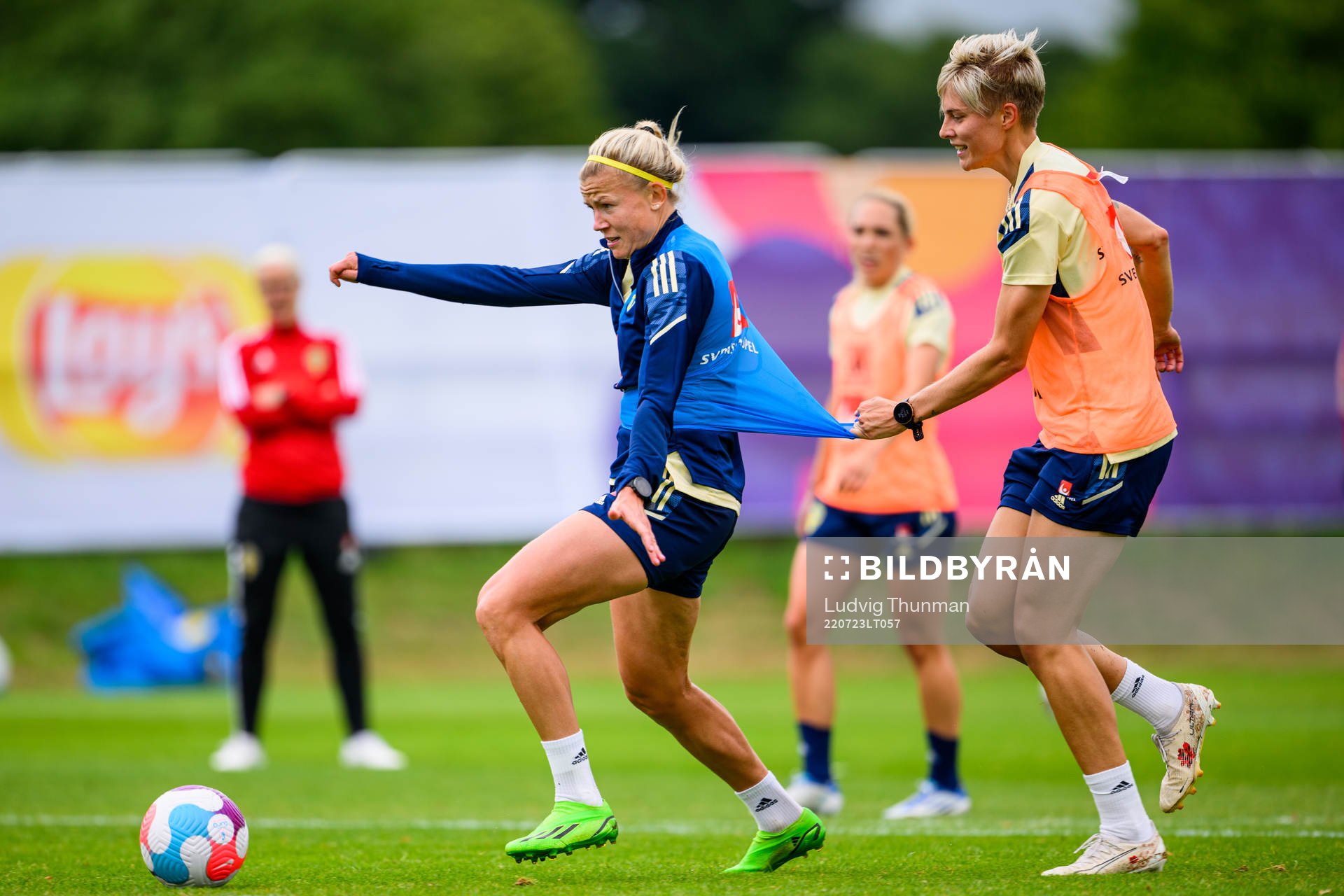Lina Hurtig and Hanna Glas of the Swedish women's national